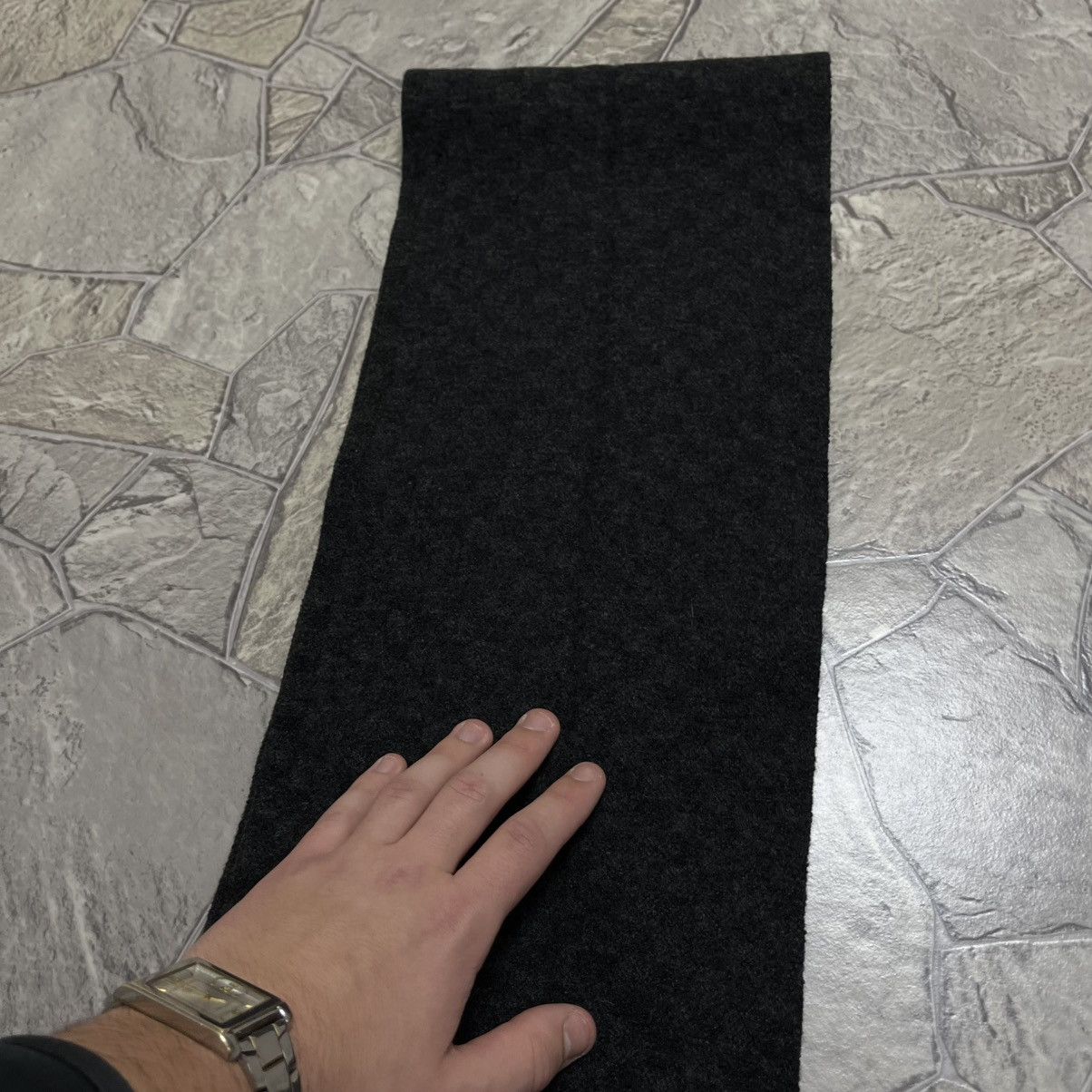 Louis Vuitton Louis Vuitton Scarf LV Logo Silk Wool Size ONE SIZE - 5 Thumbnail