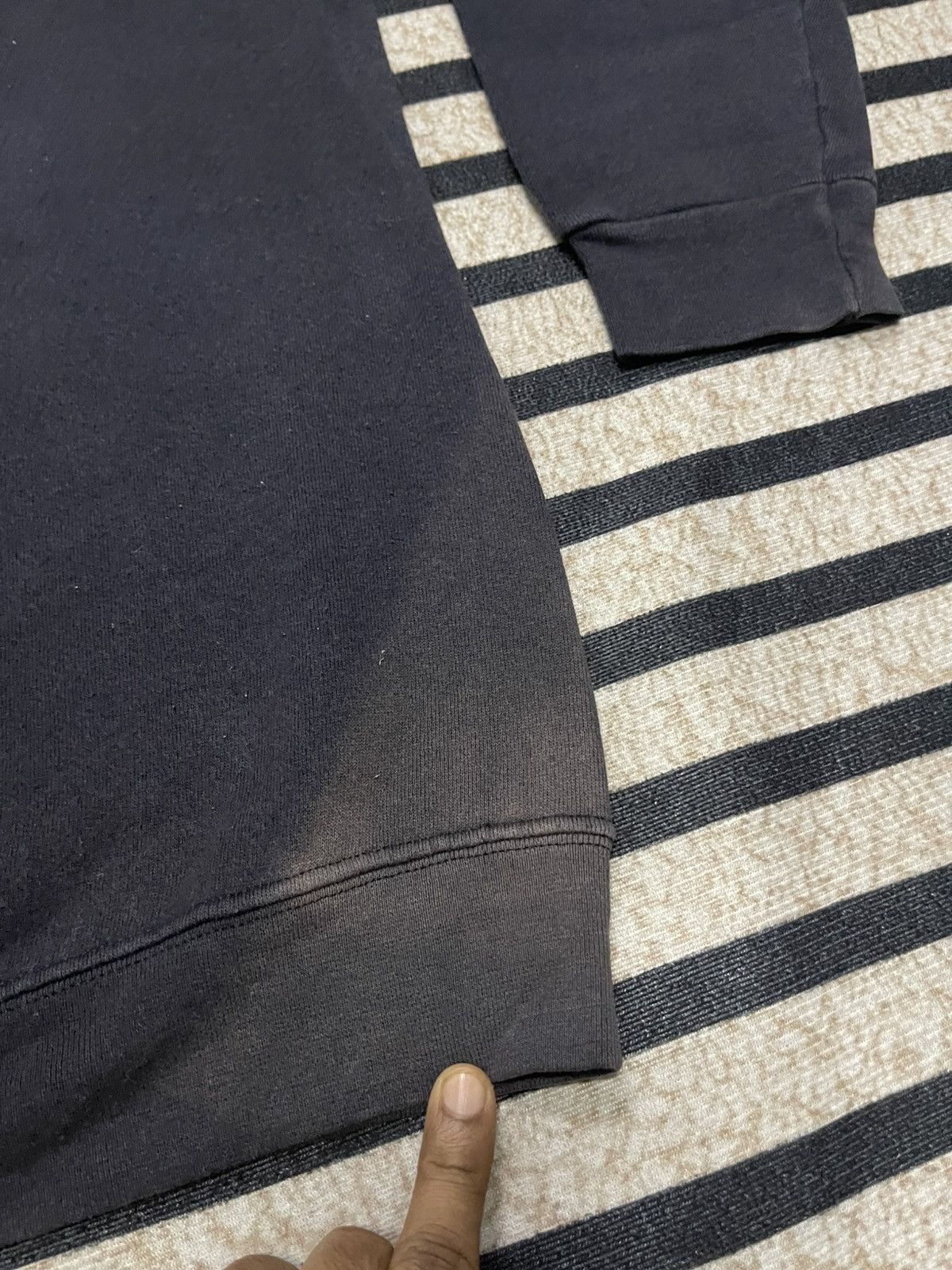 Vintage 90s RC- M LOGO SWEATSHIRT SURF SKATE DESIGN SUN FADED Size US M / EU 48-50 / 2 - 13 Thumbnail