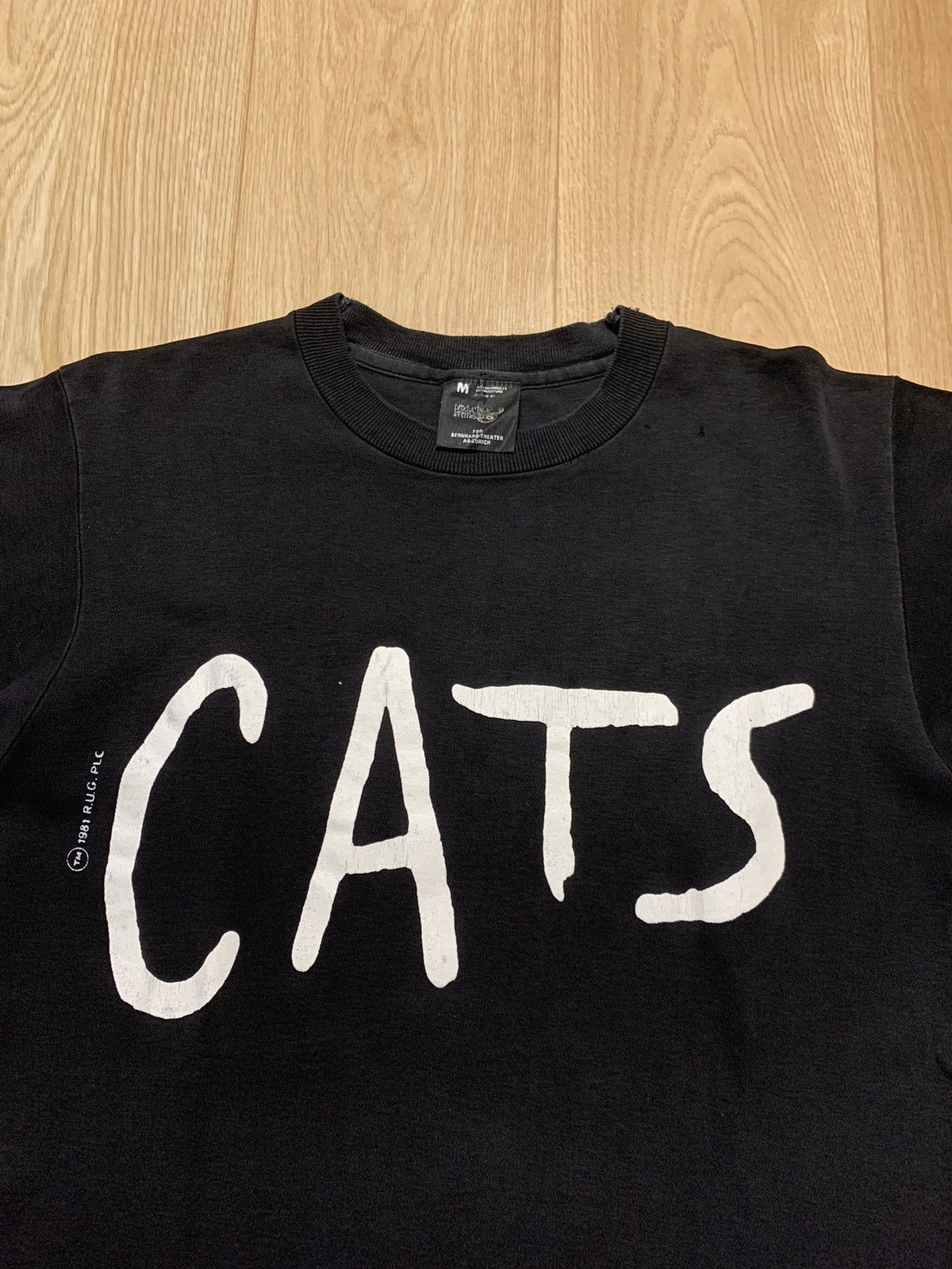 Vintage Rare Vintage 1981 CATS Musical T-Shirt Size US M / EU 48-50 / 2 - 4 Thumbnail