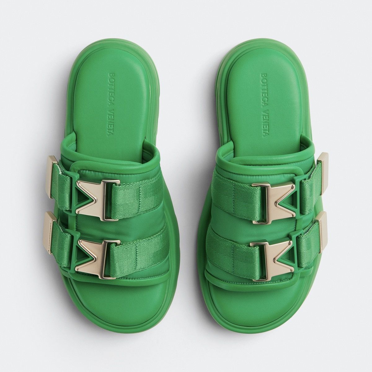 690097V0DS23730 Grass Flash Sandals