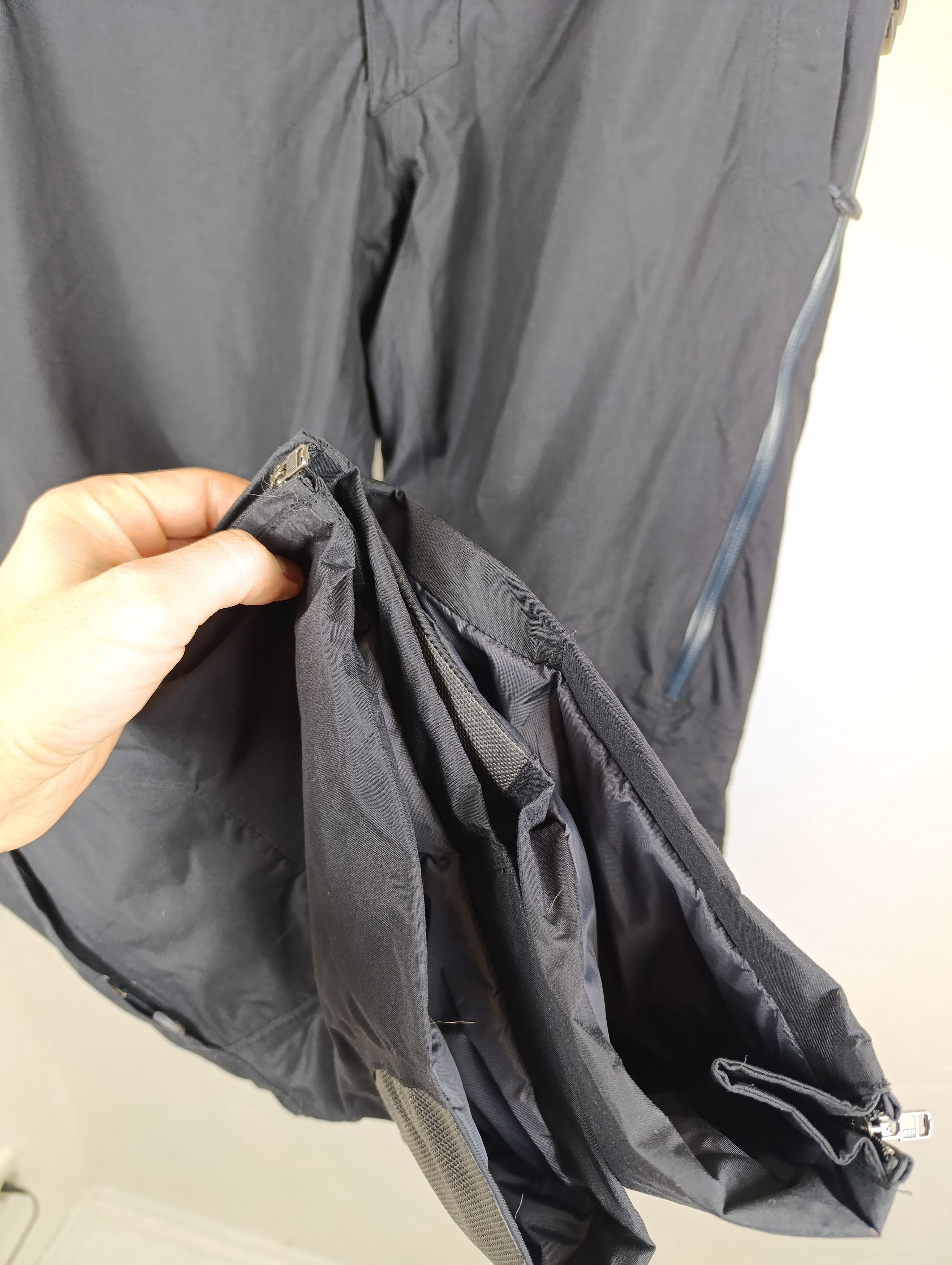 Nike ACG NIKE ACG 3 OUTER LAYER STORM-FIT VINTAGE MENS SKI PANTS Size US 32 / EU 48 - 8 Thumbnail