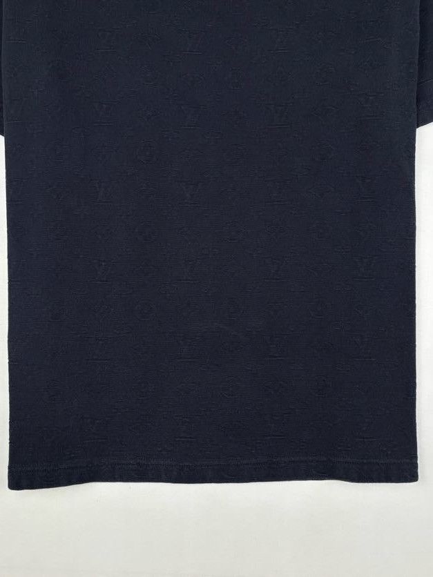Louis Vuitton S/S 2021 3D Pocket Monogram T-Shirt Size US S / EU 44-46 / 1 - 11 Thumbnail