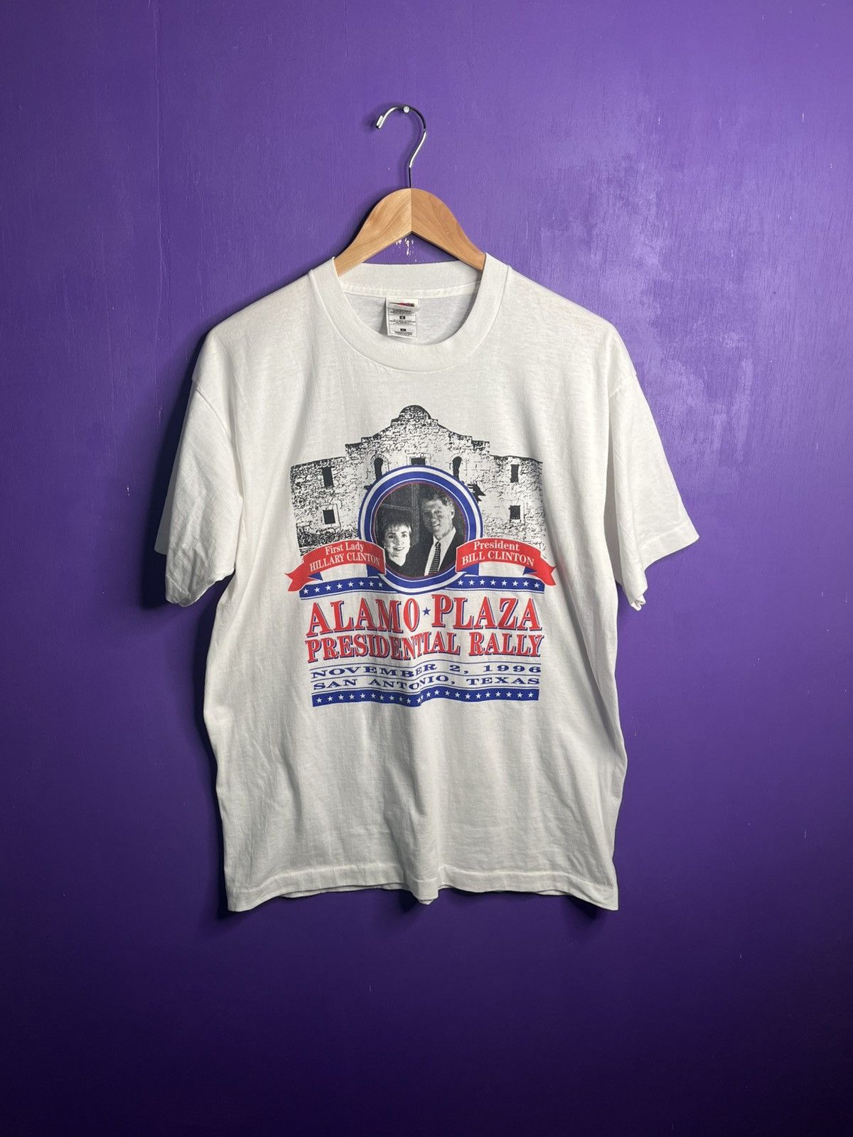 Vintage Vintage 1996 Bill Clinton Alamo plaza rally t-shirt Size US L / EU 52-54 / 3 - 1 Thumbnail
