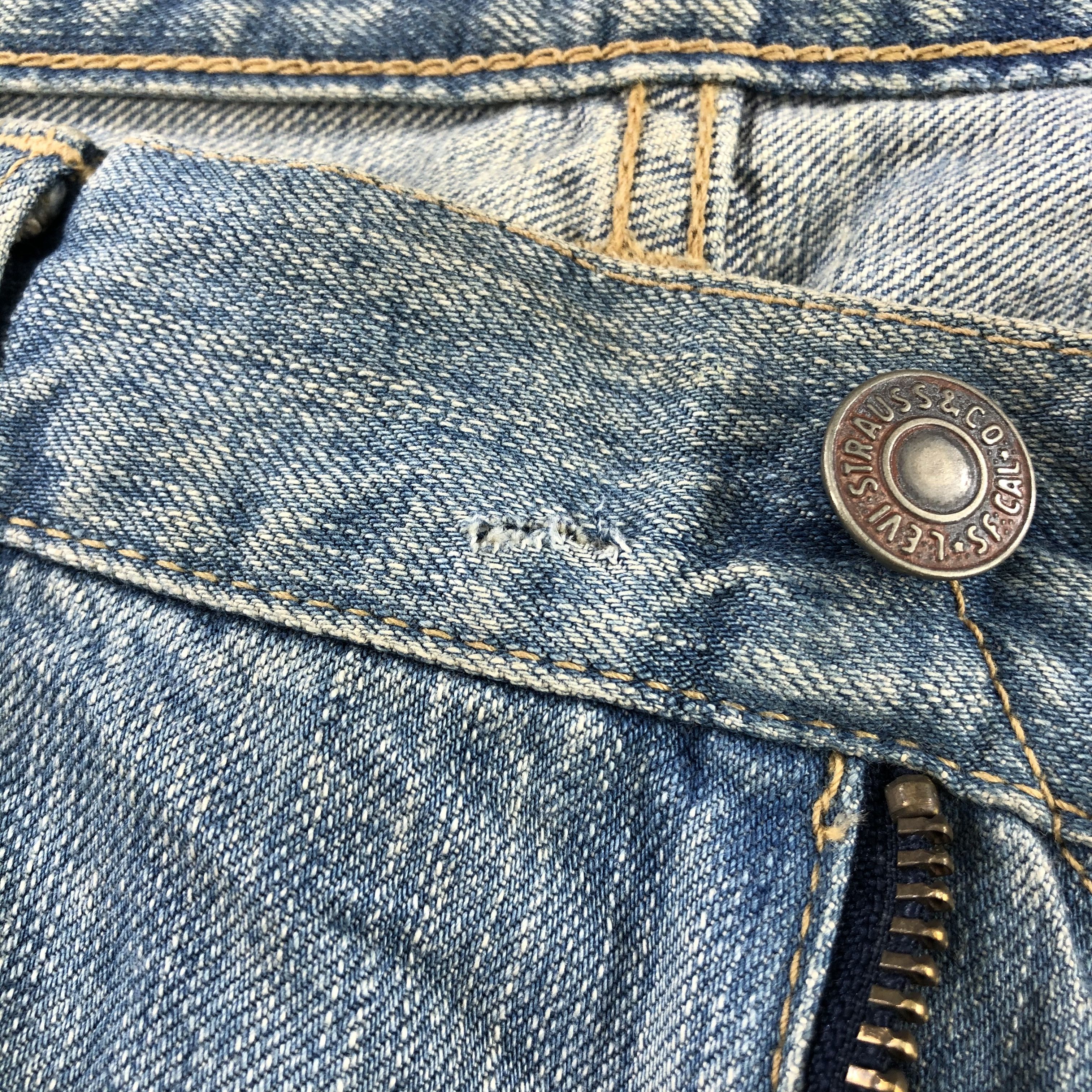 Levi's Vintage Levis 510 Jeans Faded Blue Denim KJ857 Size US 35 - 8 Thumbnail