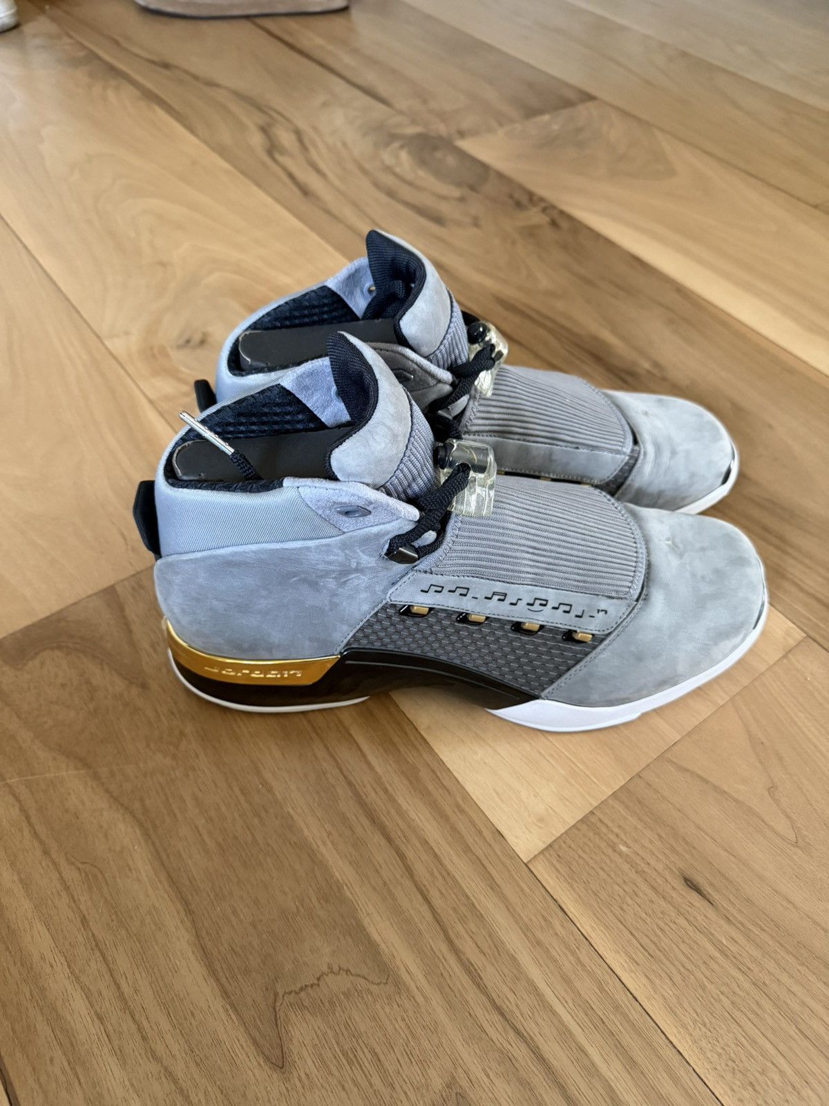 Jordan Brand Air Jordan 17 x Trophy Room Cool Grey Size US 14 / EU 47 - 1 Thumbnail