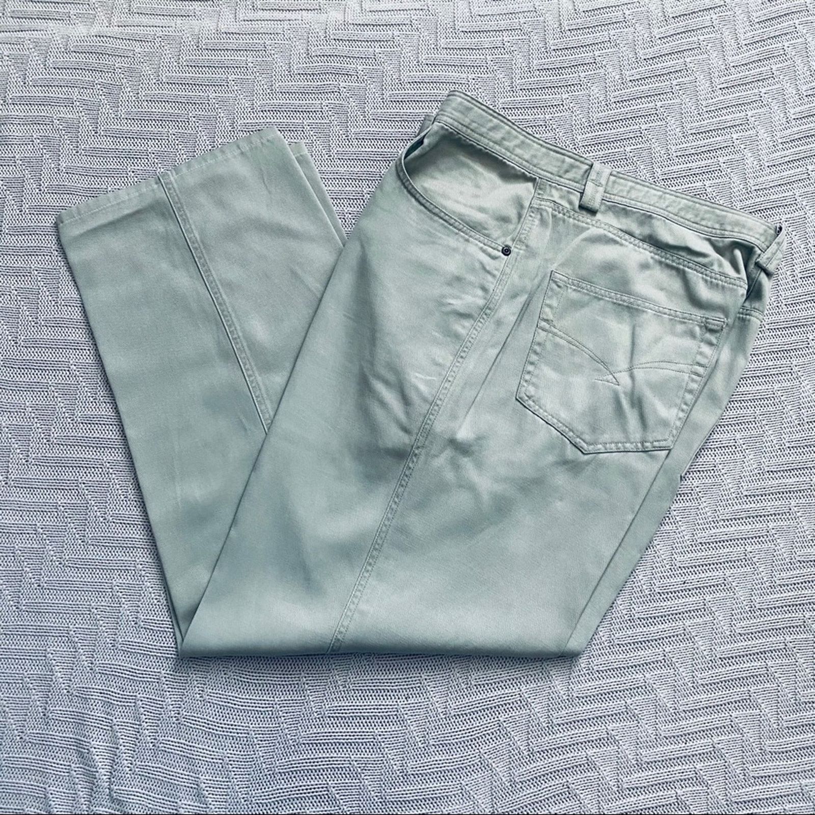 Tommy Bahama Tommy Bahama khaki pants Size US 34 / EU 50 - 1 Thumbnail