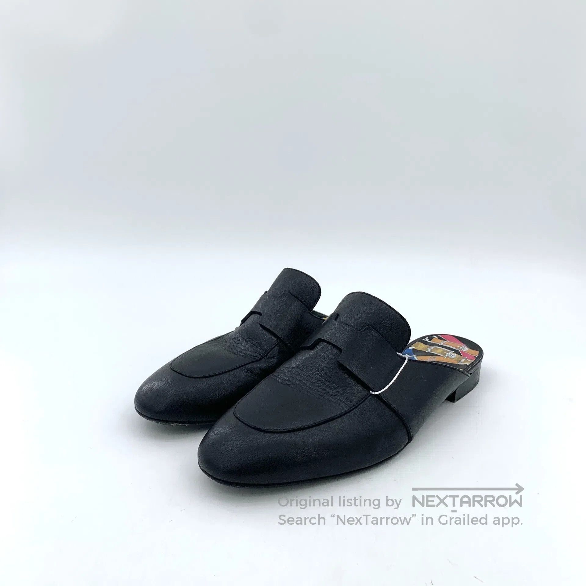 Hermes Hermes Black leather round-toe casual flat mule shoes| Size US 7 / IT 37 - 1 Thumbnail