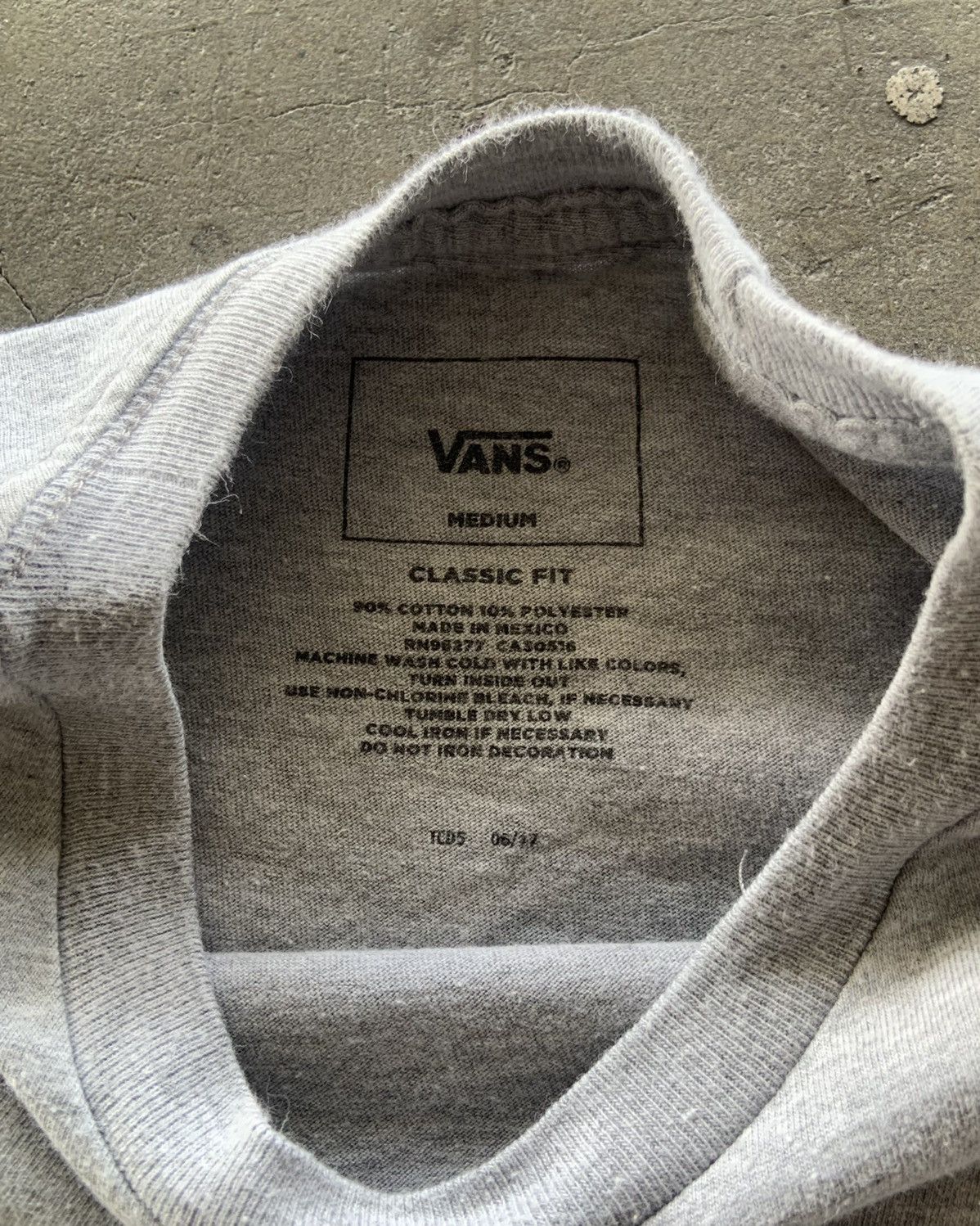 Japanese Brand × Vans × Vintage 2000s Vans Of The Wall Skateboarding Size US M / EU 48-50 / 2 - 3 Thumbnail