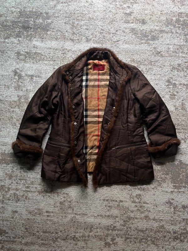Burberry Burberry Sz 46 / XL 96% Silk Jacket Plaid Lining Size XL / US 12-14 / IT 48-50 - 1 Thumbnail