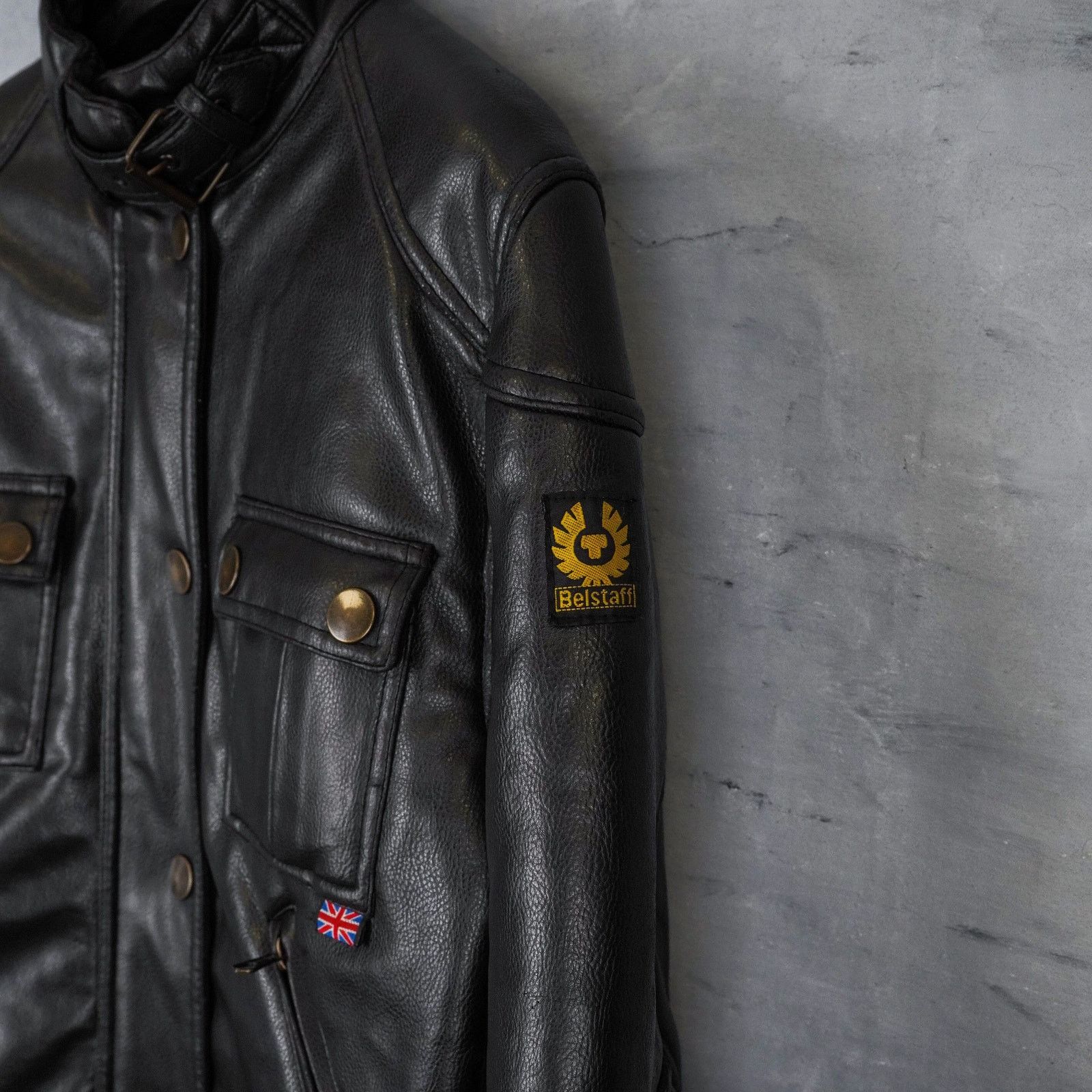 Belstaff Vintage belstaff black leather patch logo womens moto jacket Size S / US 4 / IT 40 - 7 Thumbnail