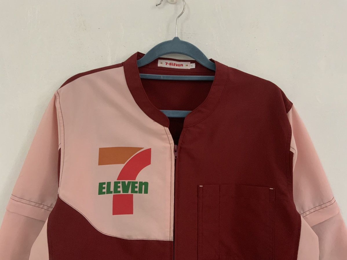 Japanese Brand Vintage 7 Eleven Uniform Zipper Jacket Size US L / EU 52-54 / 3 - 4 Thumbnail