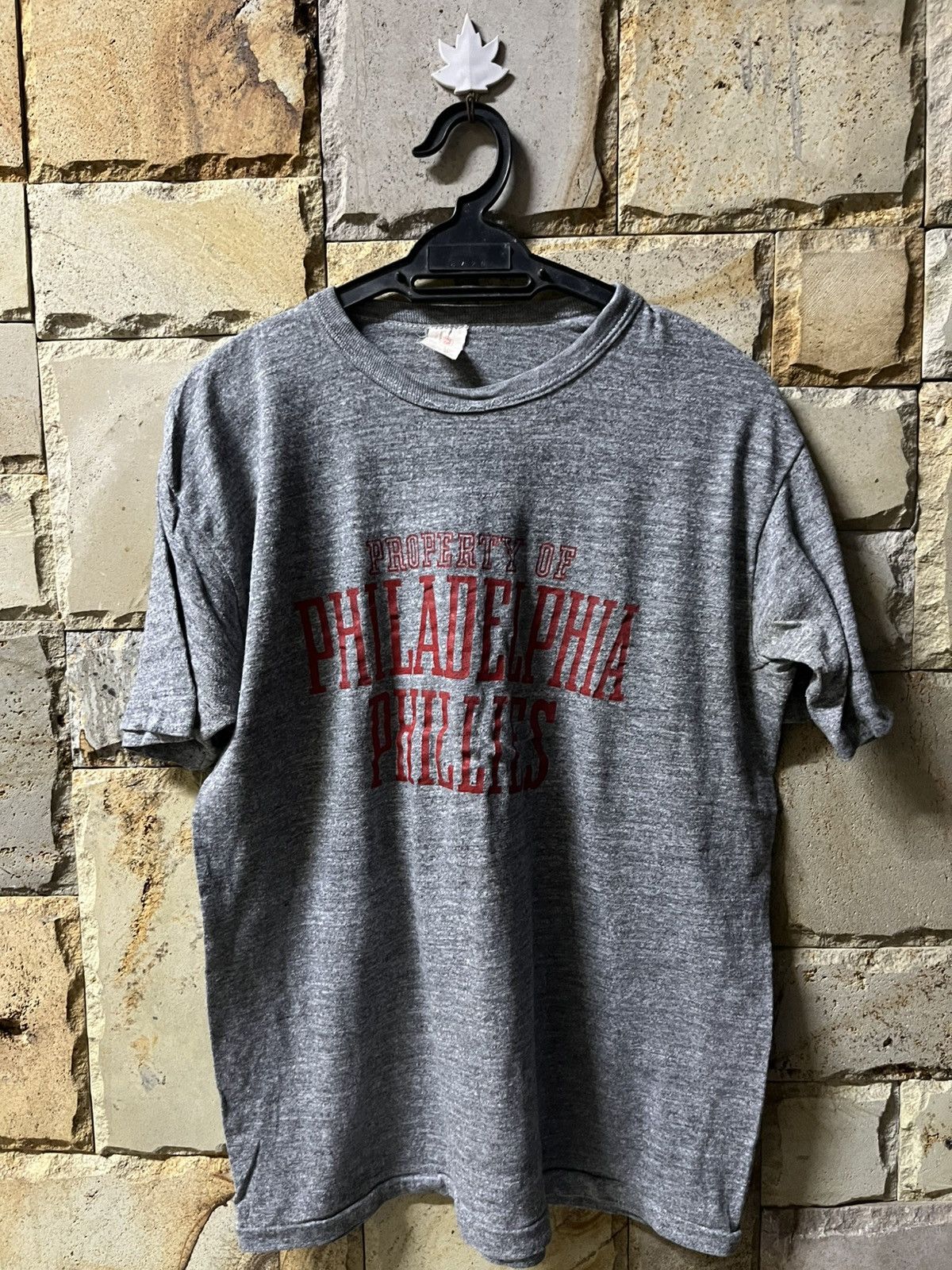Other Single Stitches Tri-Blend Philadelphia Phillies T-Shirt Size US XL / EU 56 / 4 - 1 Thumbnail