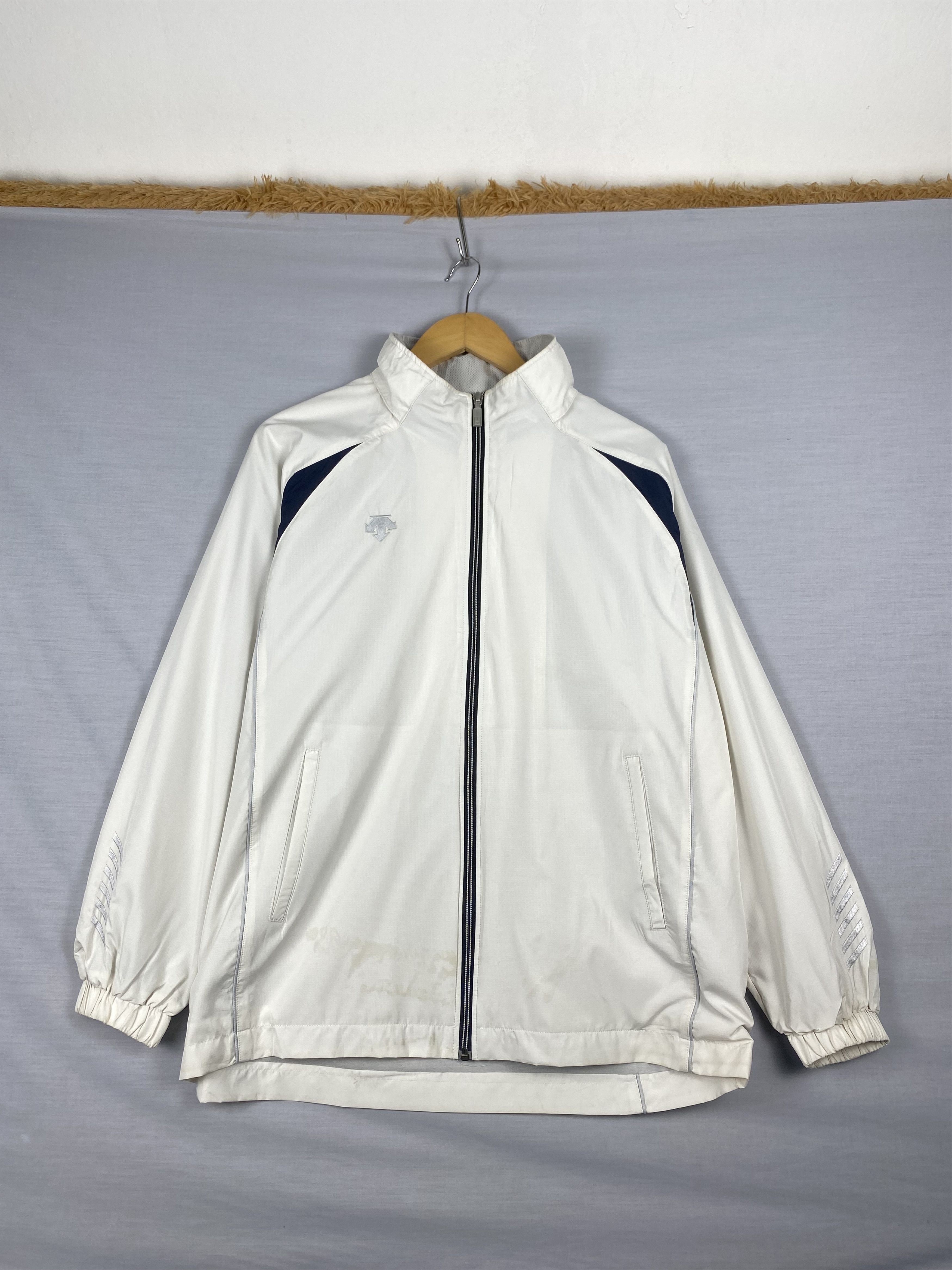 Descente Vintage Descente Zip Up Light Jacket Size US L / EU 52-54 / 3 - 1 Thumbnail