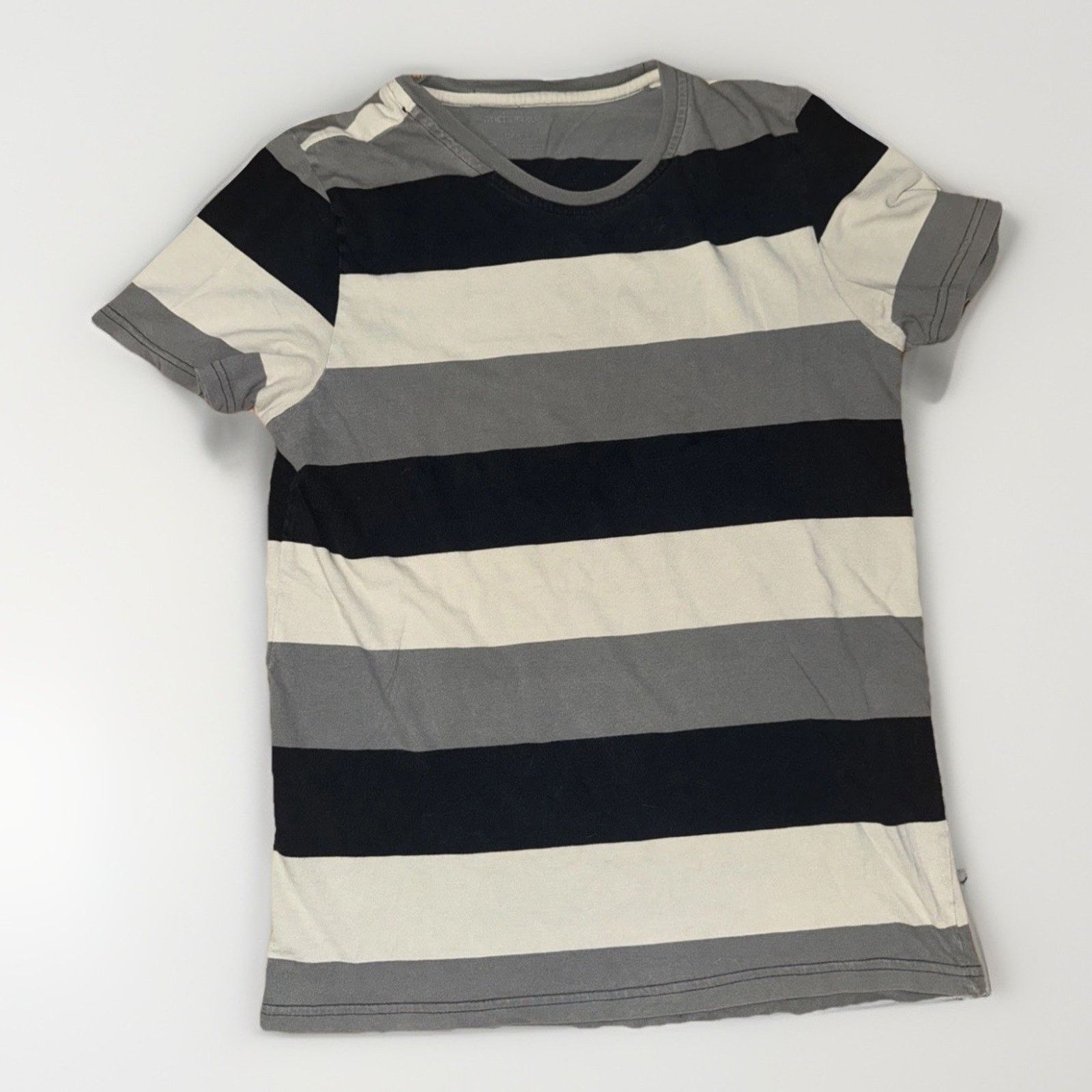 Anchor Blue Vintage Anchor Blue Stripped T-Shirt Small 18x25 Size US S / EU 44-46 / 1 - 1 Thumbnail
