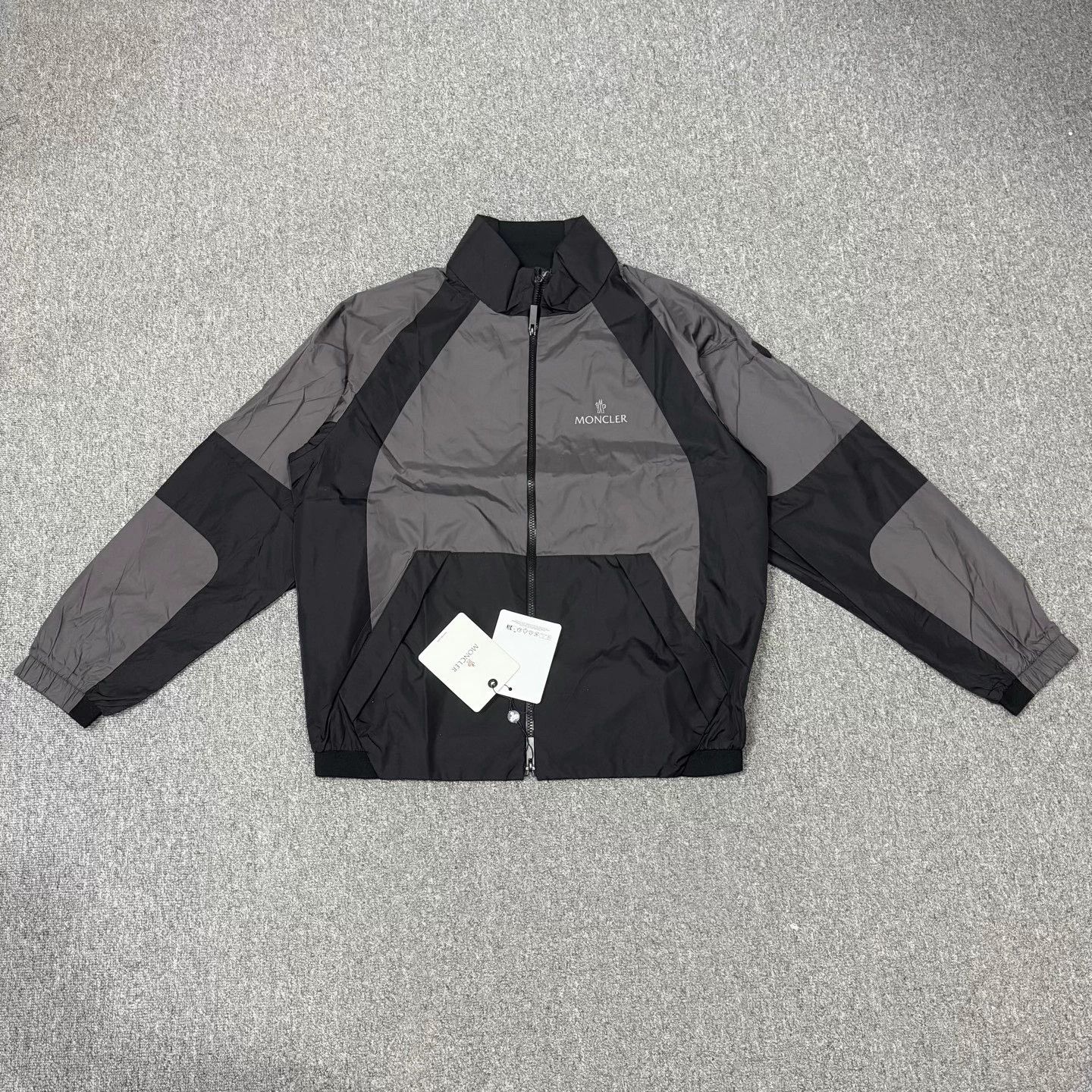 Moncler Moncler Black Gray Colorblocked Nylon Jacket 3 Size US L / EU 52-54 / 3 - 1 Thumbnail
