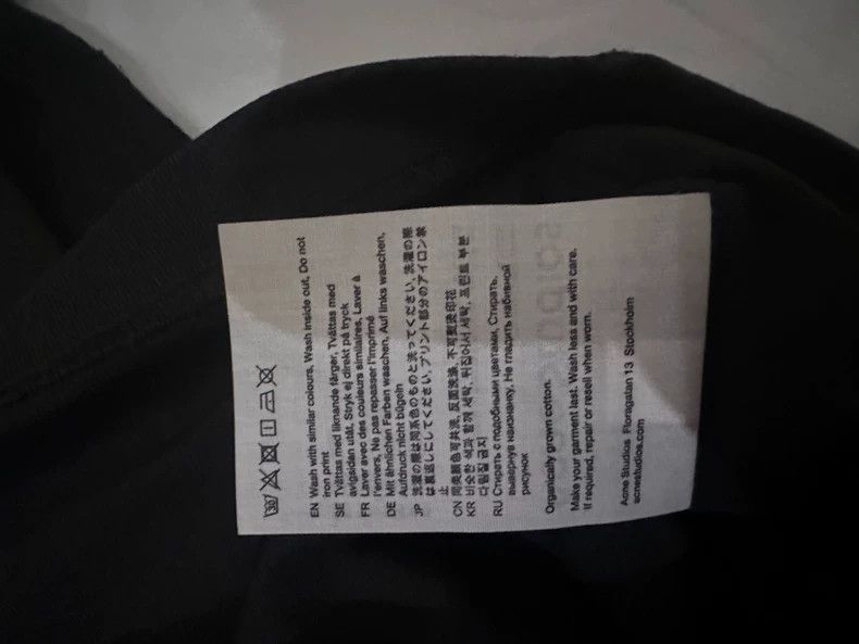 Acne Studios Acne Studios Black lettered short-sleeved shirt Size S / US 4 / IT 40 - 4 Thumbnail