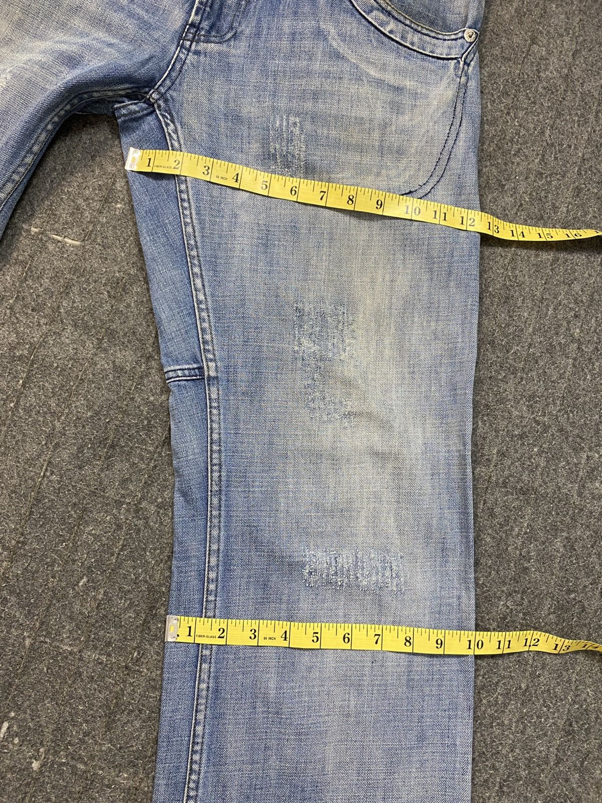 Dsquared2 Dsquared2 Distressed Indigo Denim Jeans Straight Cut Size 34 Size US 34 / EU 50 - 17 Thumbnail