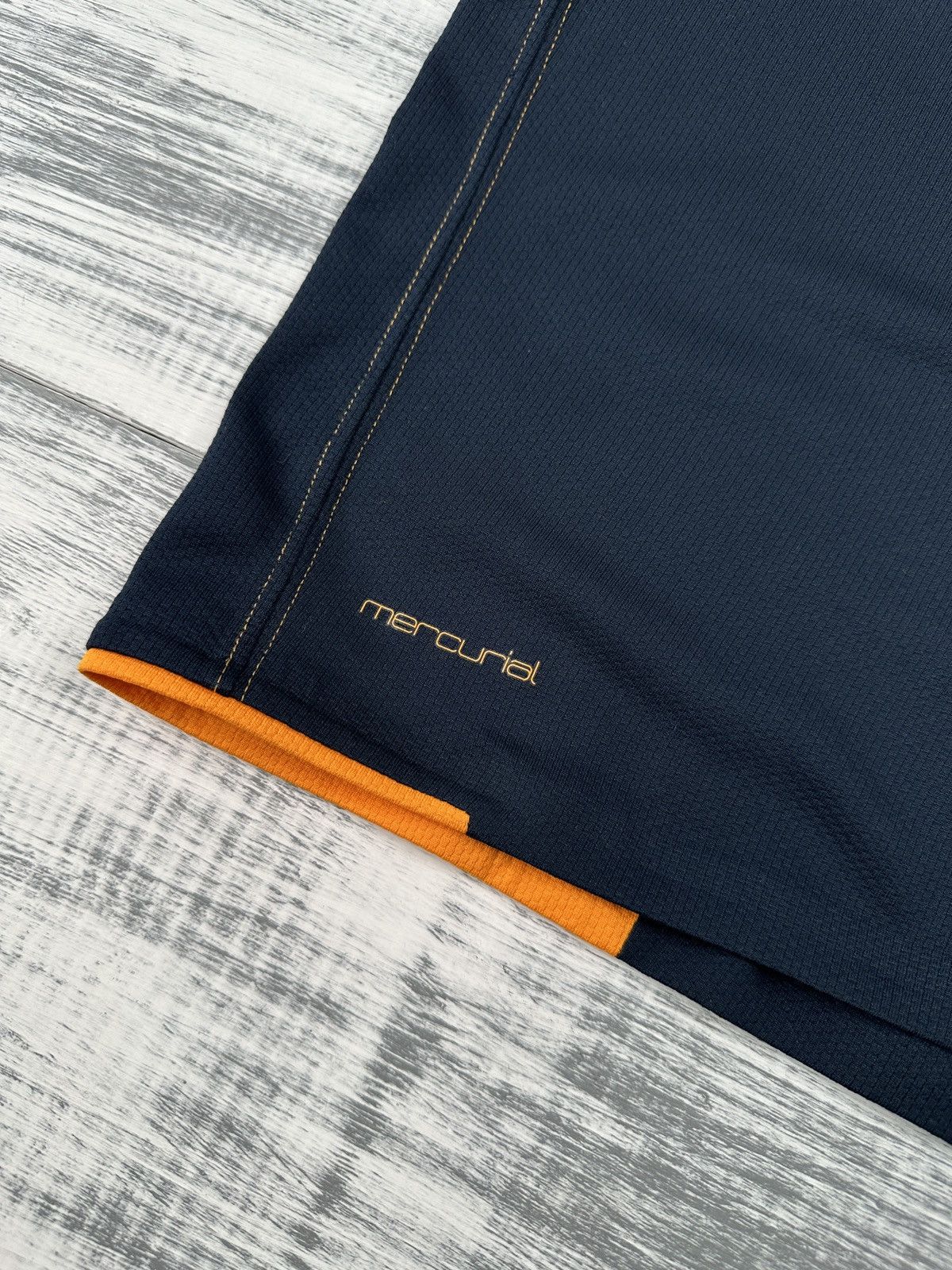 Nike 00s NIKE Mercurial Total 90 Sphere Dry Navy Blue T-Shirt Size US M / EU 48-50 / 2 - 5 Thumbnail