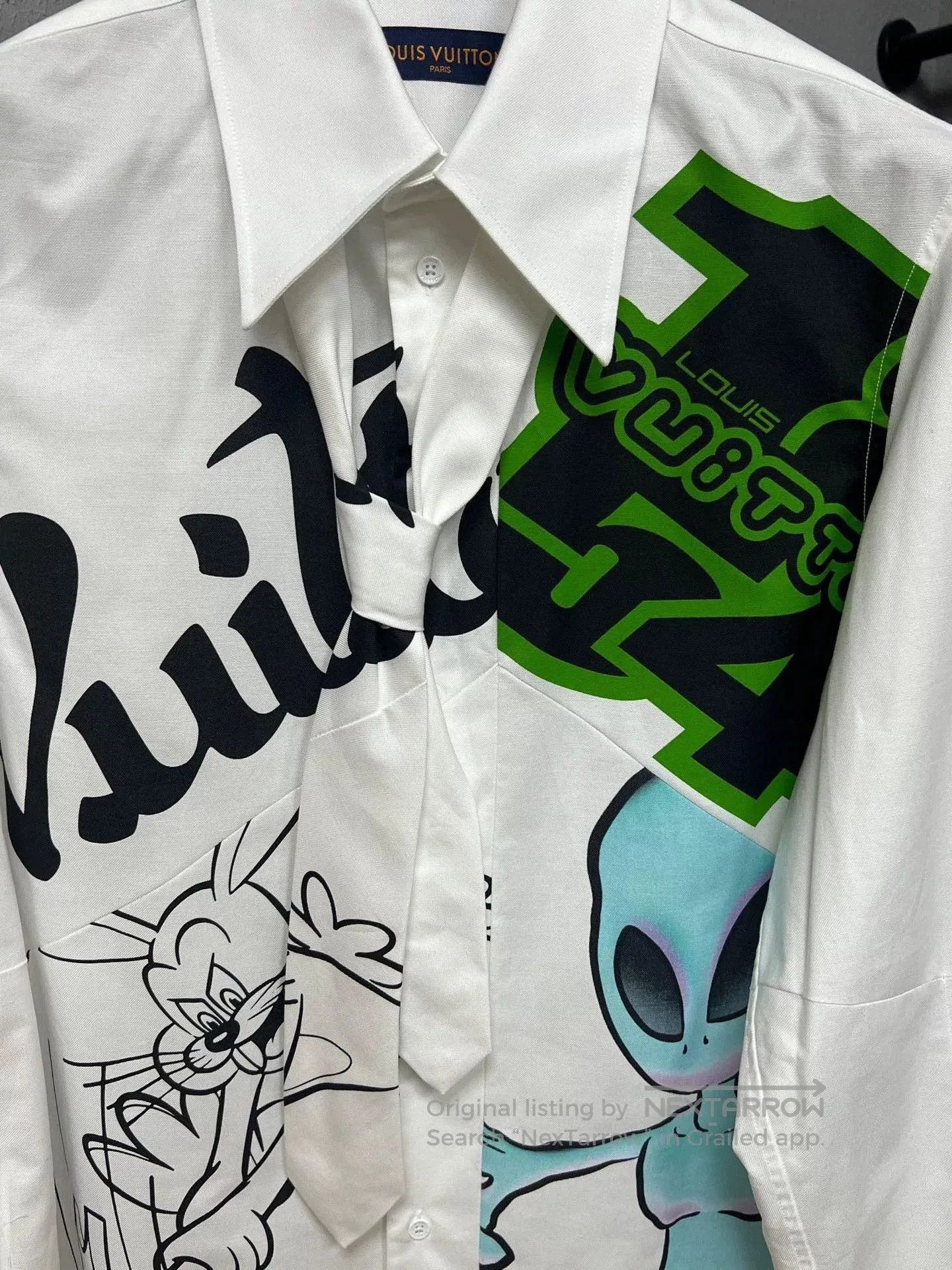 Louis Vuitton Louis Vuitton Alien Bugs Bunny Graffiti Shirt. Size US L / EU 52-54 / 3 - 3 Thumbnail