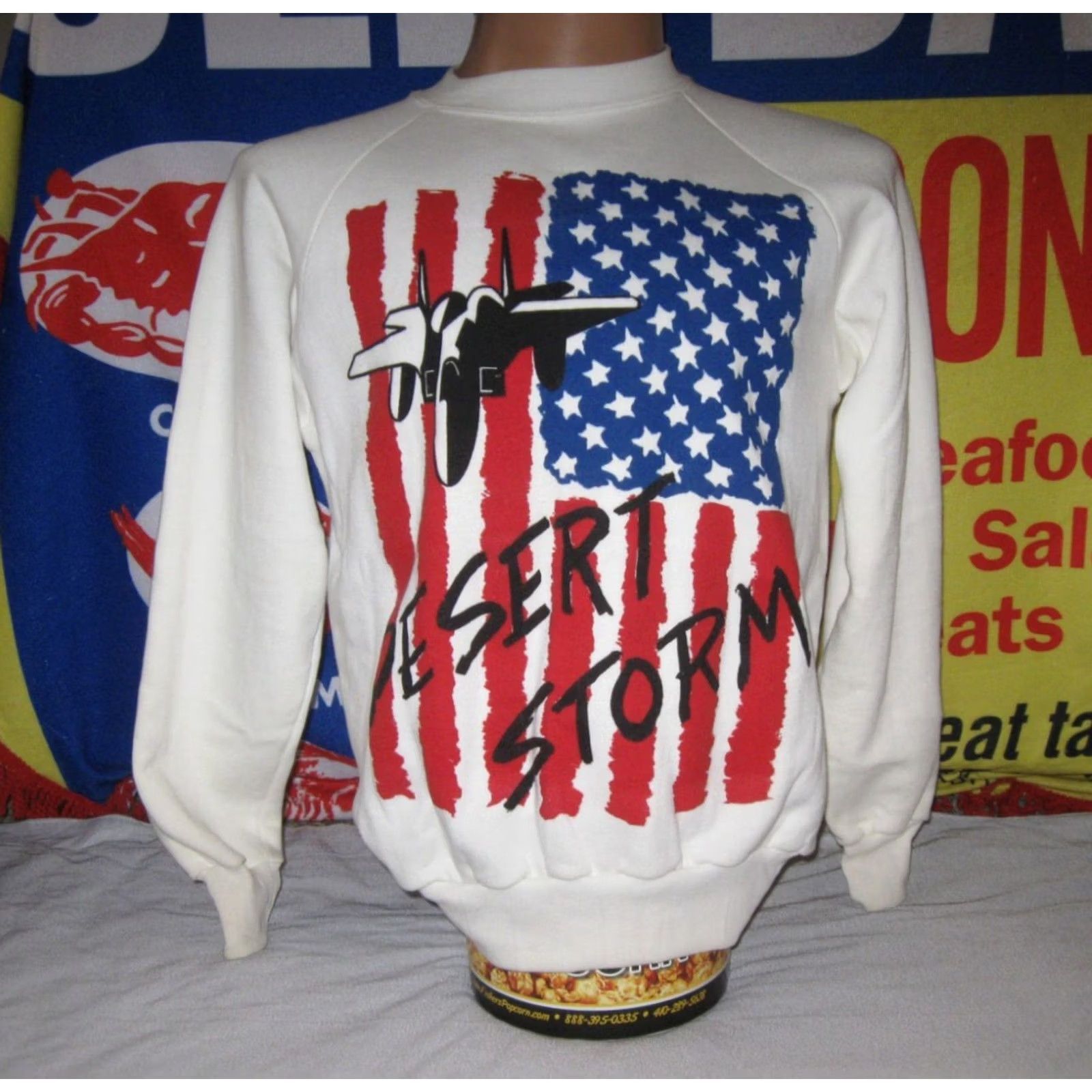 Vintage OPERATION DESERT STORM vintage Sweatshirt Men’s XL Military USA Aerial Graphic Print 90s GULF WAR Lions Mens Size US XL / EU 56 / 4 - 2 Thumbnail