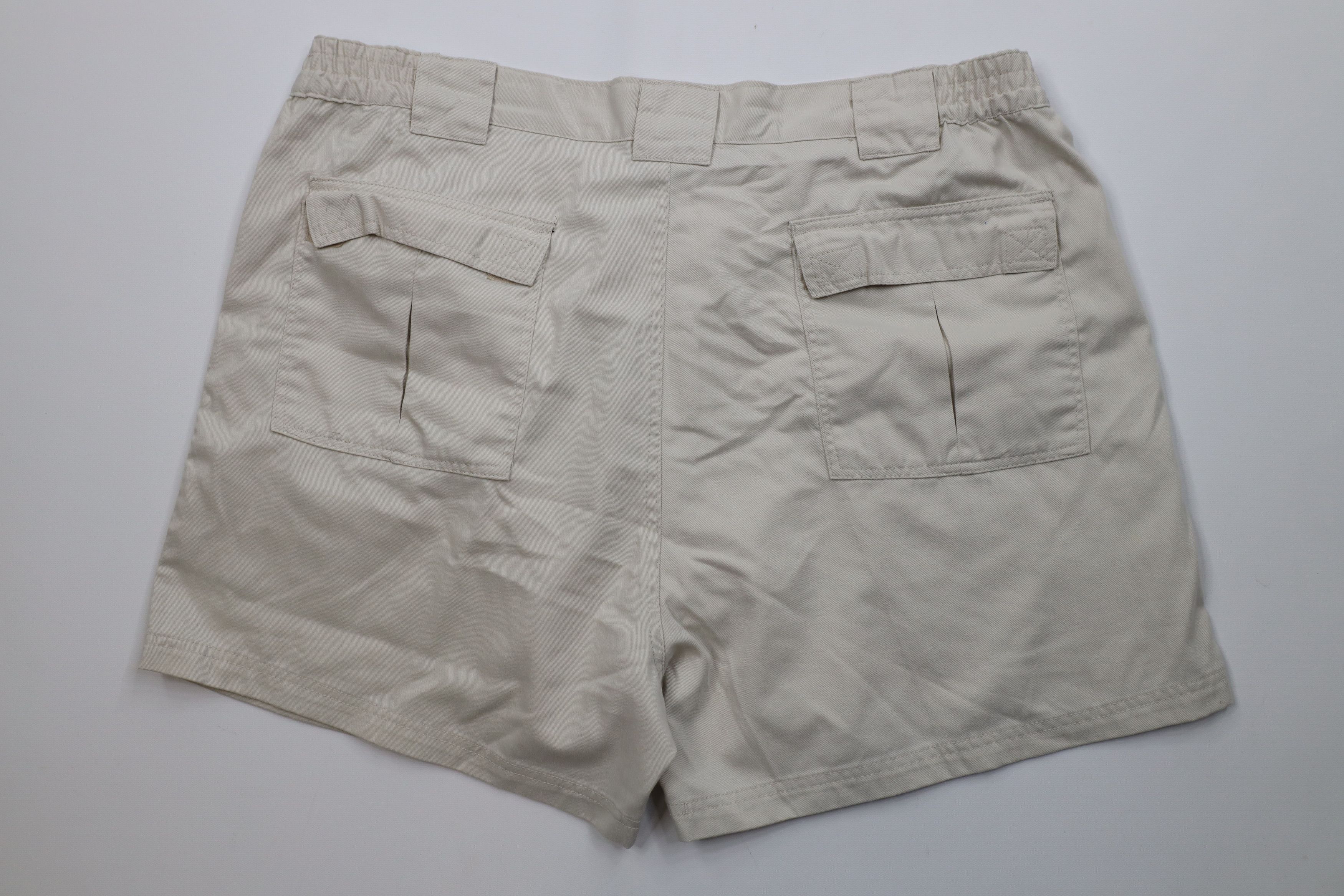 Vintage Vintage 90s Streetwear Knee Trekking Cargo Shorts Beige Size US 40 / EU 56 - 9 Thumbnail