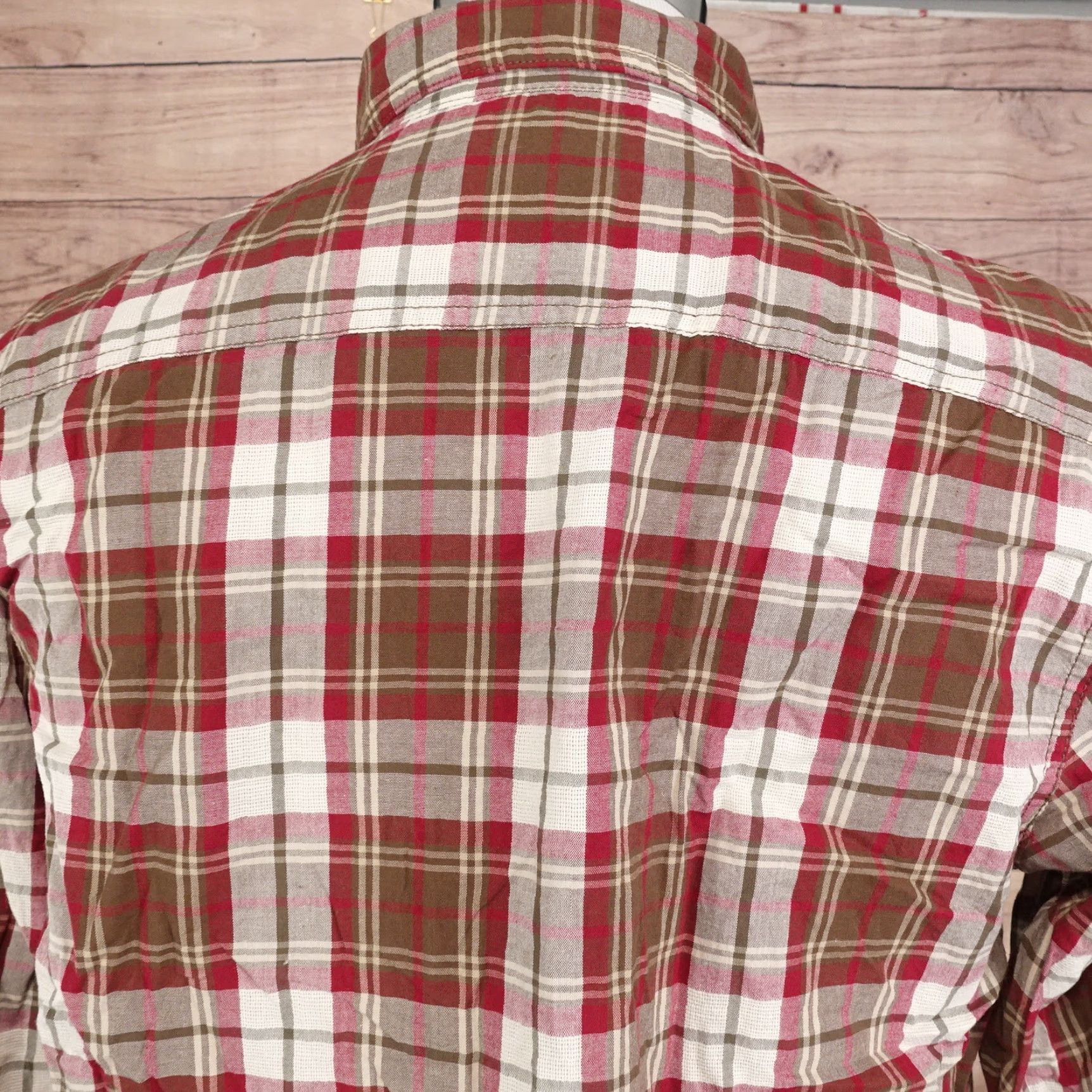 Vintage Vintage G.H. BASS Men's Long Sleeve Plaid Button-Down Shirt Size S Red Casual Winter Size US S / EU 44-46 / 1 - 5 Thumbnail