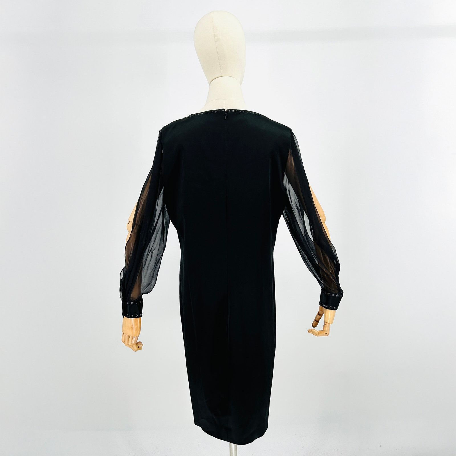 Elie Tahari Black Studded Satin Shift Dress with Silk Sleeves Size XL / US 12-14 / IT 48-50 - 5 Thumbnail