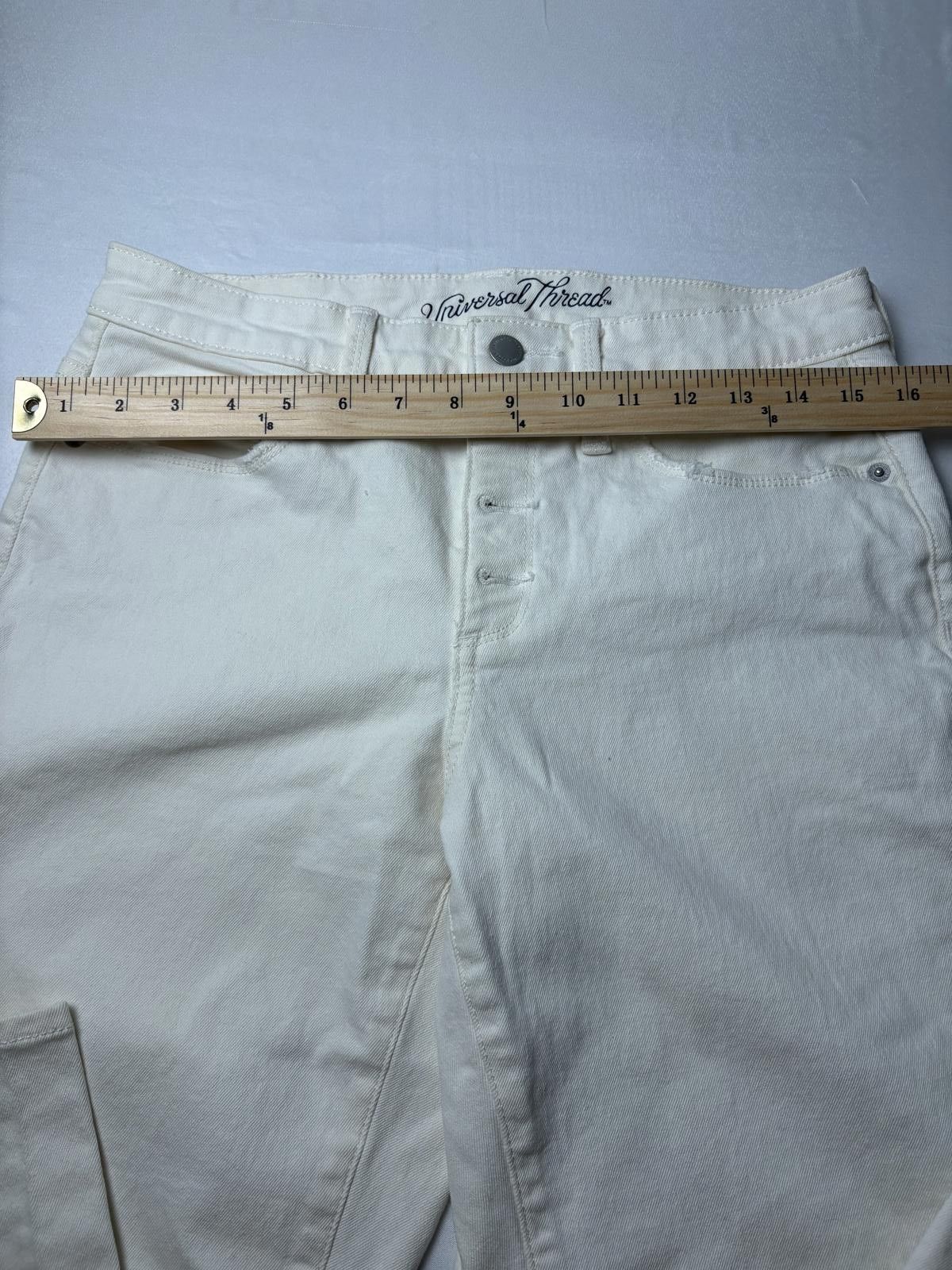 Target Basics White/ cream straight legged denim Size 28" / US 6 / IT 42 - 7 Thumbnail