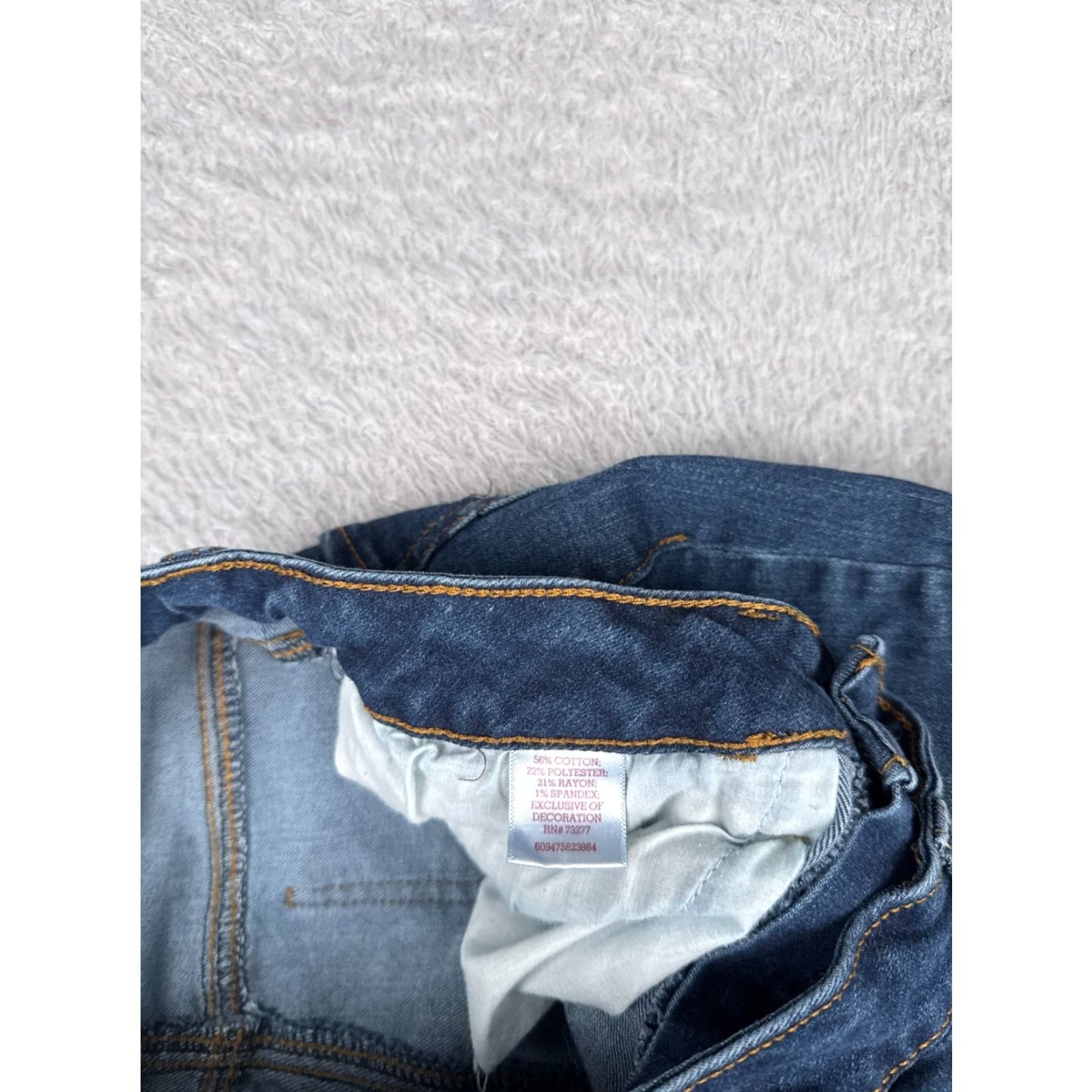 Vintage SO Jeans Jeans 5 Blue Denim Bootcut Low Rise Cotton Blend Medium Wash 26x31 Womens Regular 26 Blue Cowboy Southwestern American Designer 90s? Size 27" / US 4 / IT 40 - 7 Thumbnail
