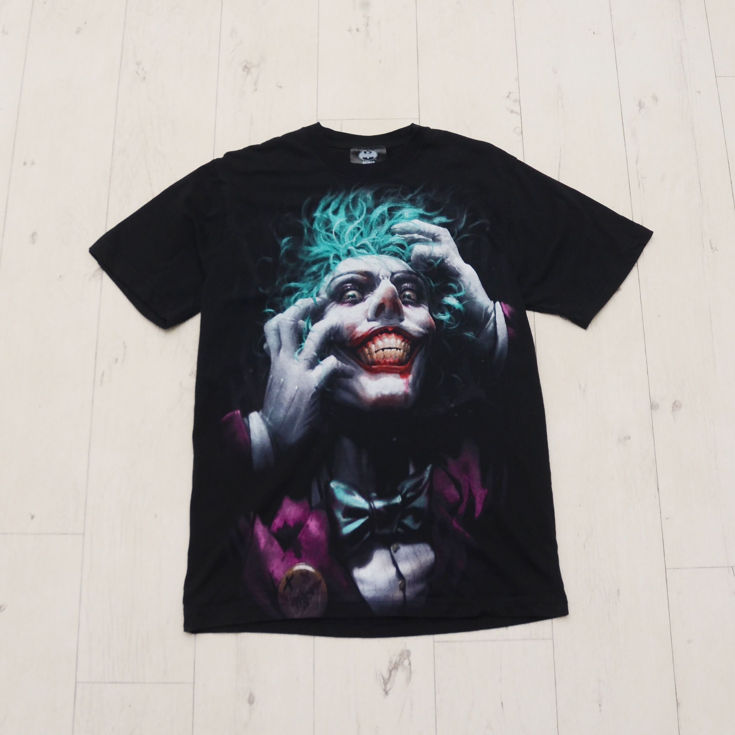 DC Comics × Marvel Comics Chronic Images Joker & Robin Mega Print Graphic T-shirt Size US S / EU 44-46 / 1 - 3 Thumbnail