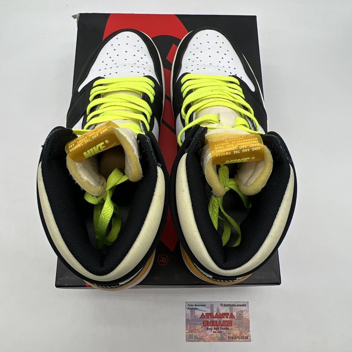 Nike Air Jordan 1 High Volt gold Size US 11 / EU 44 - 7 Thumbnail