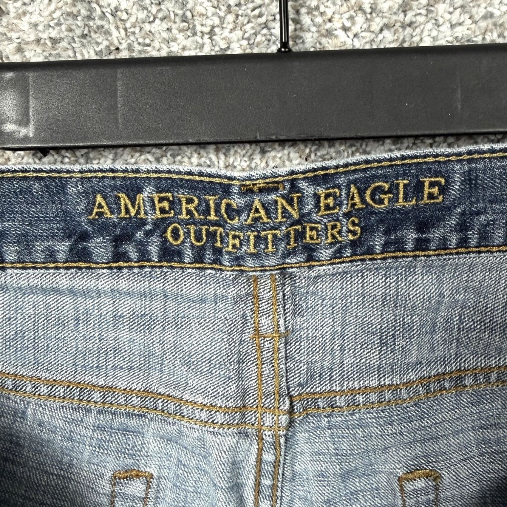 American Eagle Outfitters American Eagle Outfitters Jeans Mens 32x32 Blue Original Straight Denim Classic Grunge 5-Pocket Mens Regular Rise Mid Cotton Denim Pockets Button Zip Size US 32 / EU 48 - 7 Thumbnail