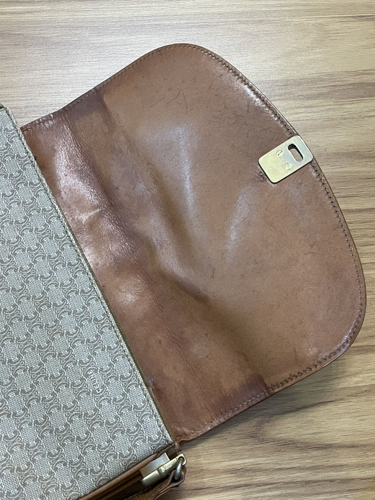 Celine Vintage Celine Macadam Blason Leather Shoulder Bag (M06) Size ONE SIZE - 11 Thumbnail