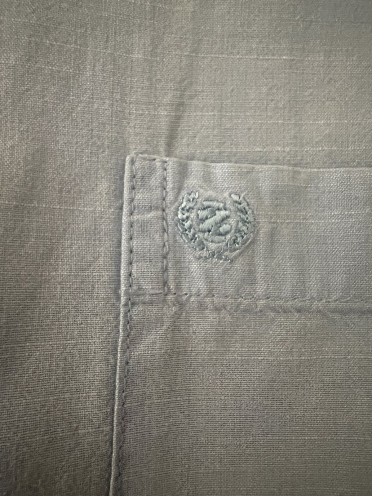 Izod IZOD MENS SHORT SLEEVE BUTTON DOWN SHIRT- LIGHT BLUE Size US XL / EU 56 / 4 - 2 Thumbnail