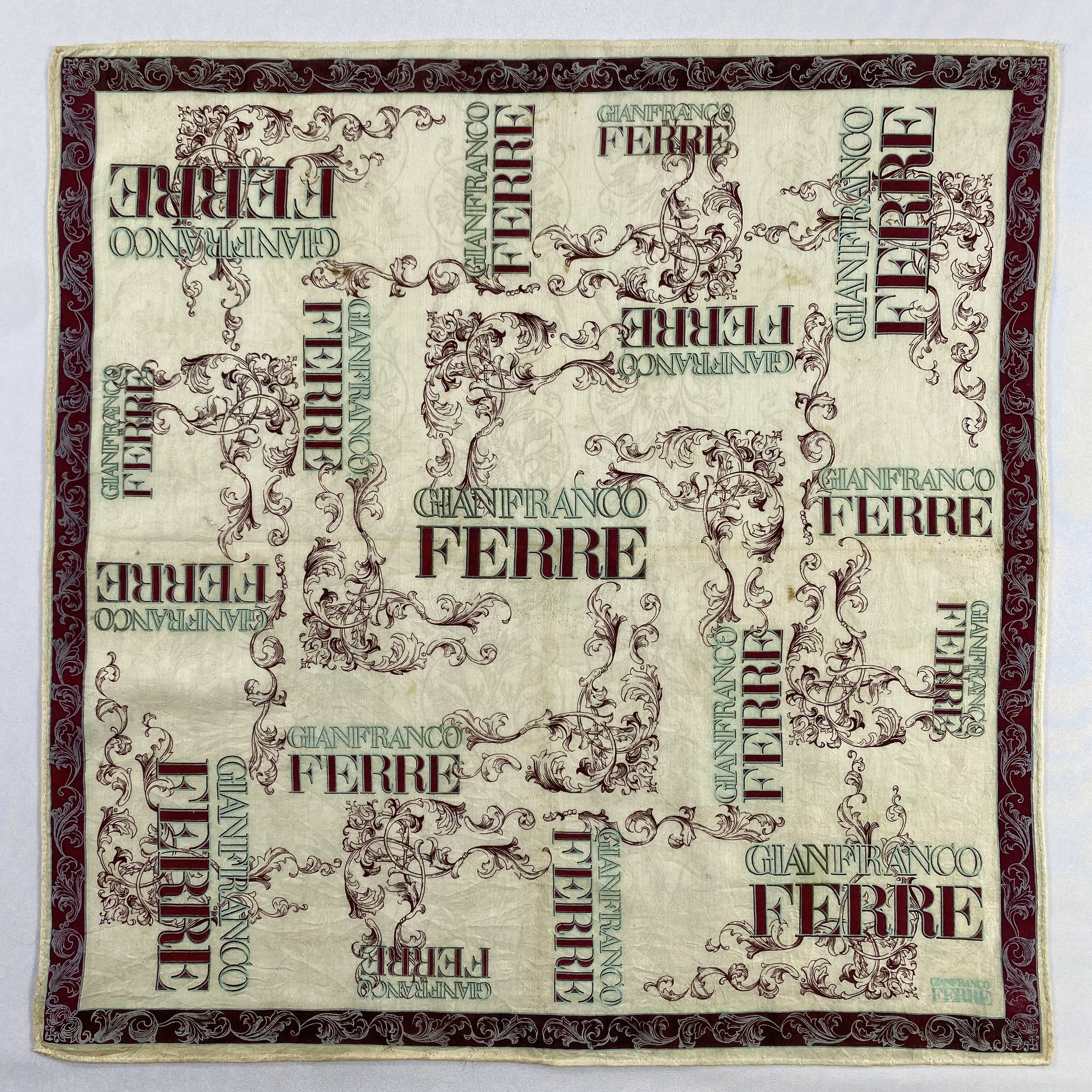 Gianfranco Ferre × Vintage Gianfranco Ferre Handkerchief / Neckerchief / Bandana-P1499 Size ONE SIZE - 1 Thumbnail