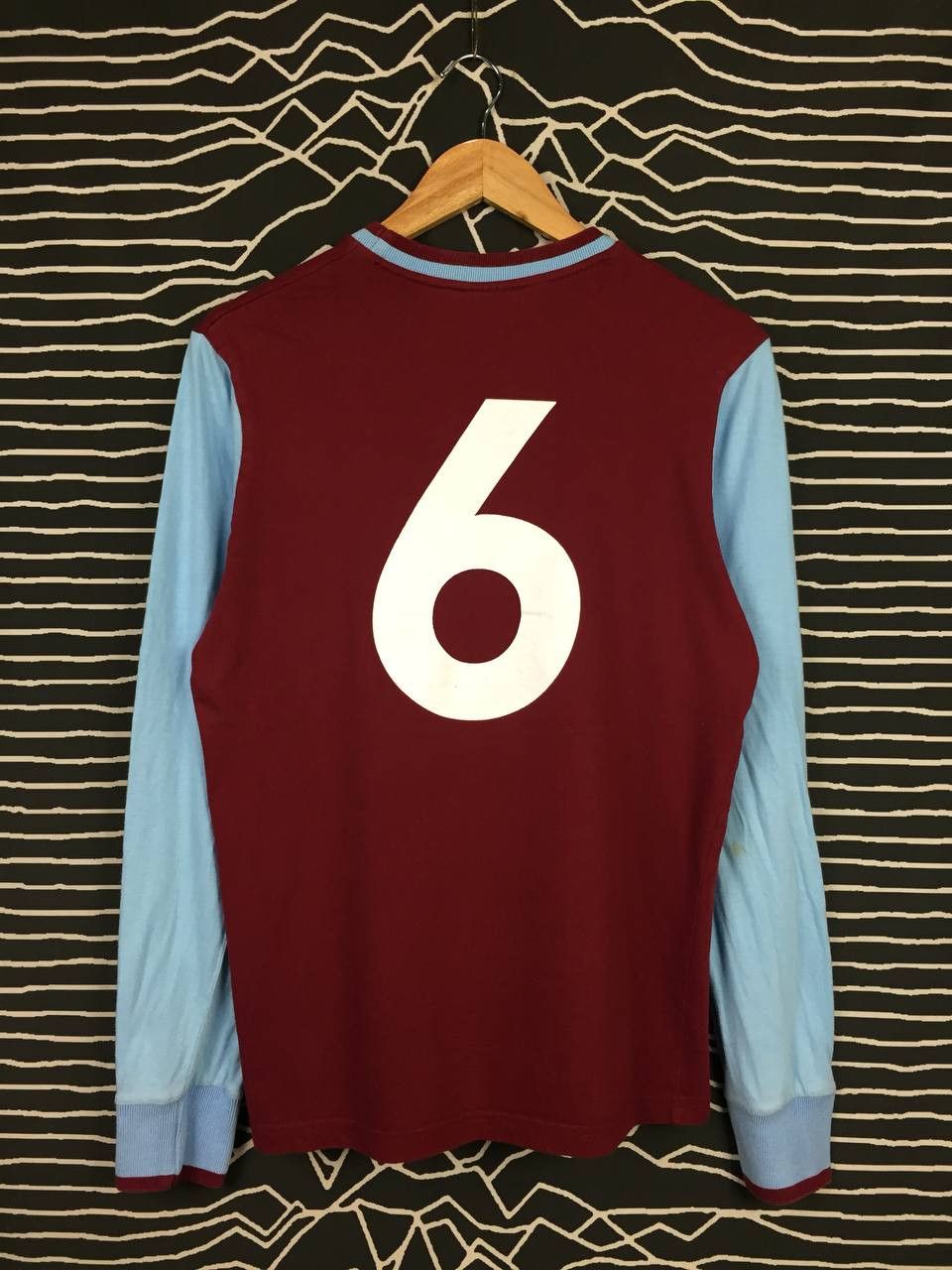 Vintage Official Merchandise West Ham United FC Longsleeve Tee Size US S / EU 44-46 / 1 - 5 Thumbnail