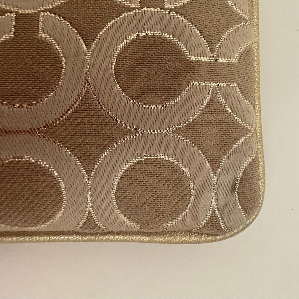 Coach Coach Julia Op Art Signature Gold Light Khaki Wristlet Size ONE SIZE - 5 Thumbnail