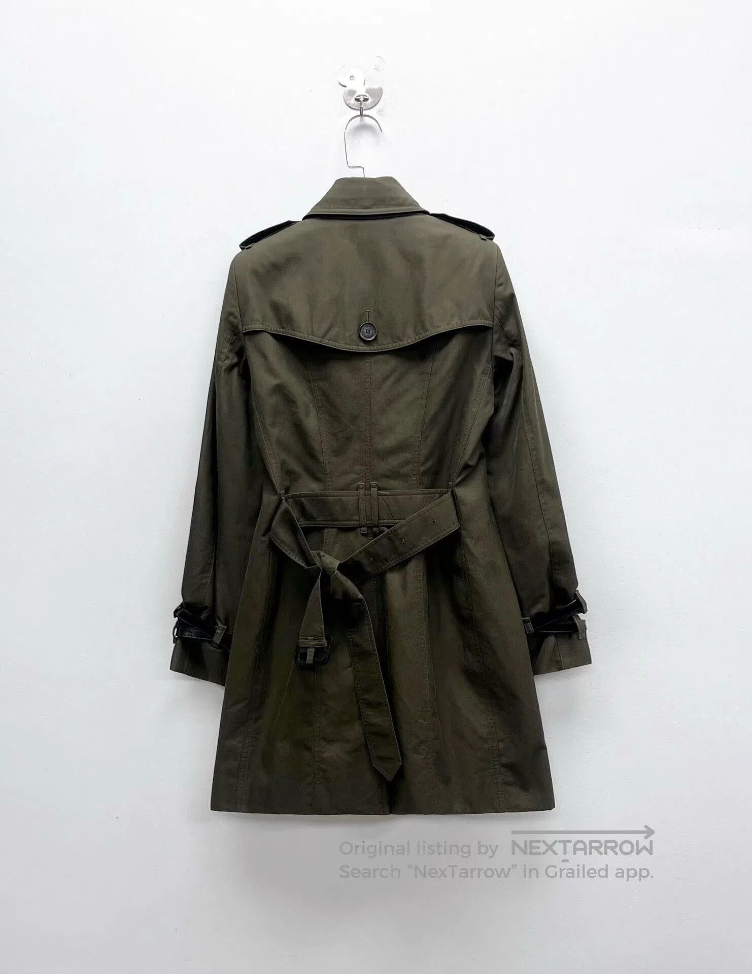 Burberry Burberry Double-Breasted Belted Trench Coat. Size XXS / US 00 / IT 34 - 2 Thumbnail