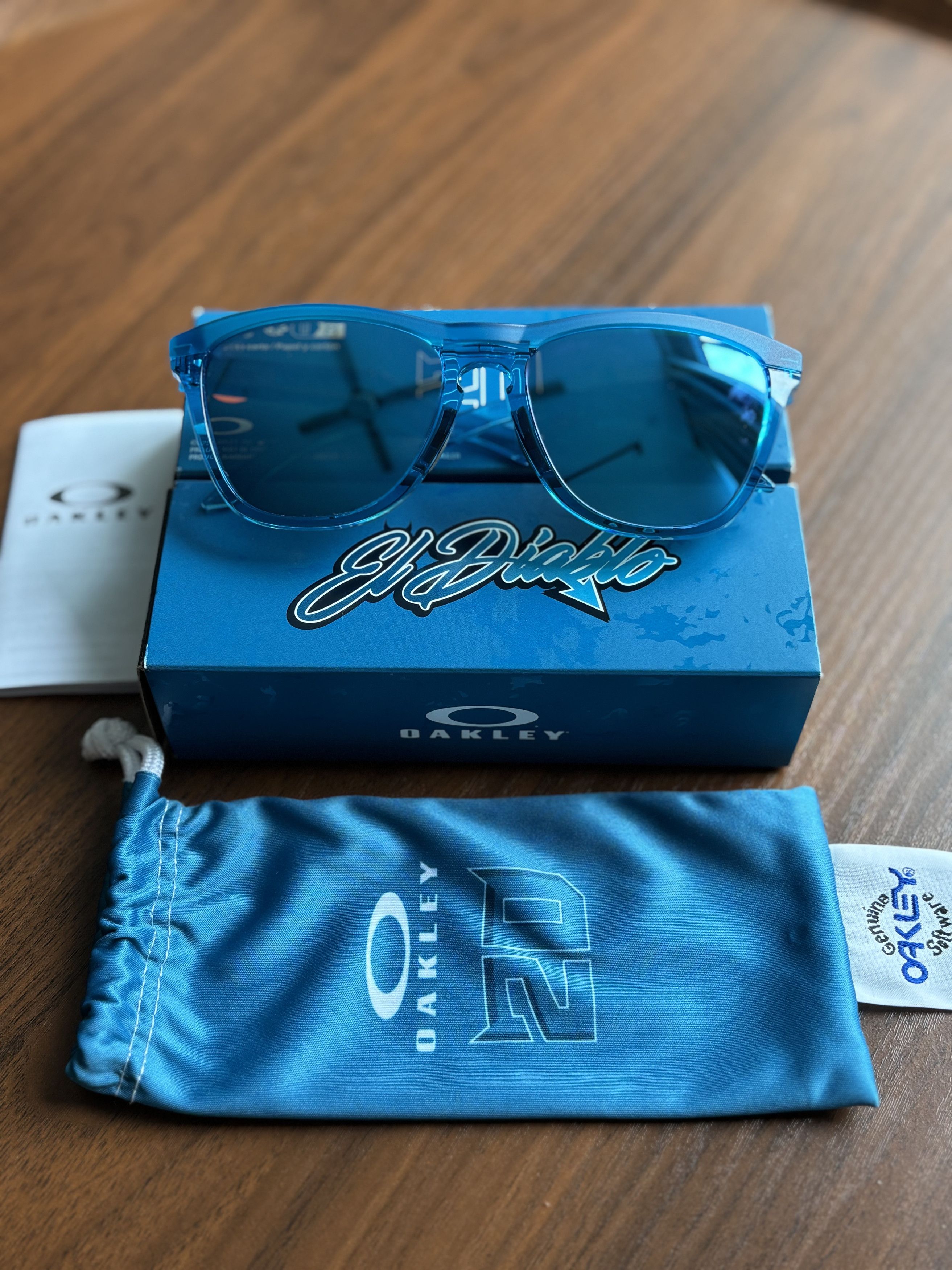 Other Frogskin oakley limited edition moto gp 20’ Size 40 - 8 Thumbnail
