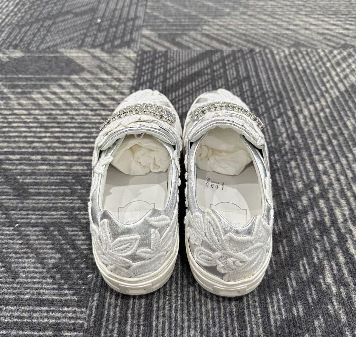 Roger Vivier Roger Vivier White Square Crystal Lace Casual Shoes J42 Size US 7 / IT 37 - 3 Thumbnail
