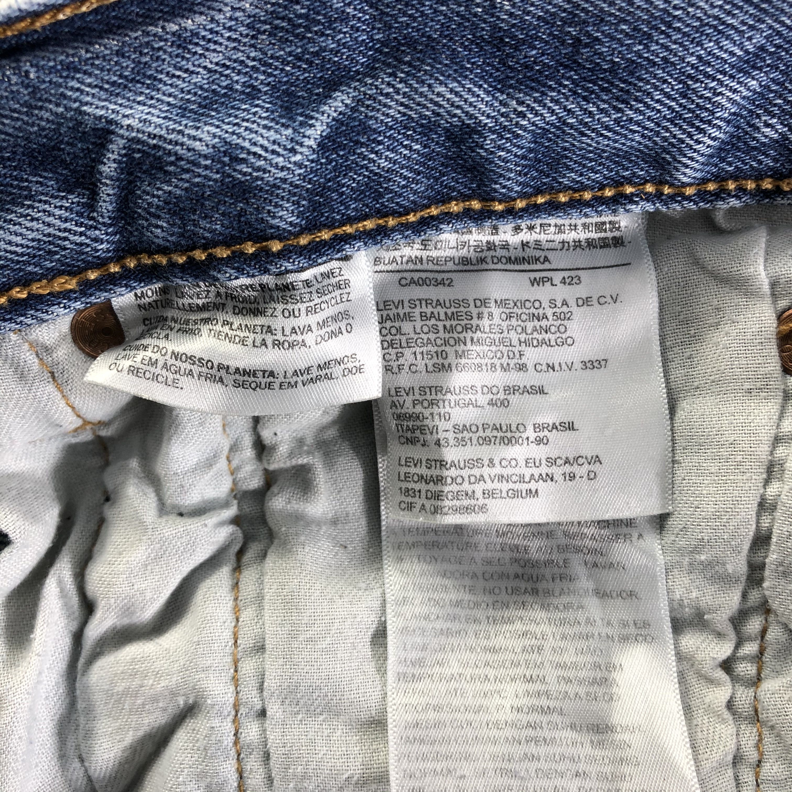 Levi's Vintage Blue Wash Levis 501 Jeans-J4184 Size US 32 / EU 48 - 10 Thumbnail