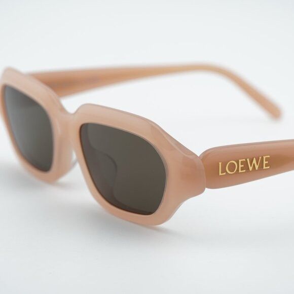 Loewe Loewe LW40157U 72E Sunglasses Shiny Pink Rectangle Frame Size ONE SIZE - 9 Thumbnail