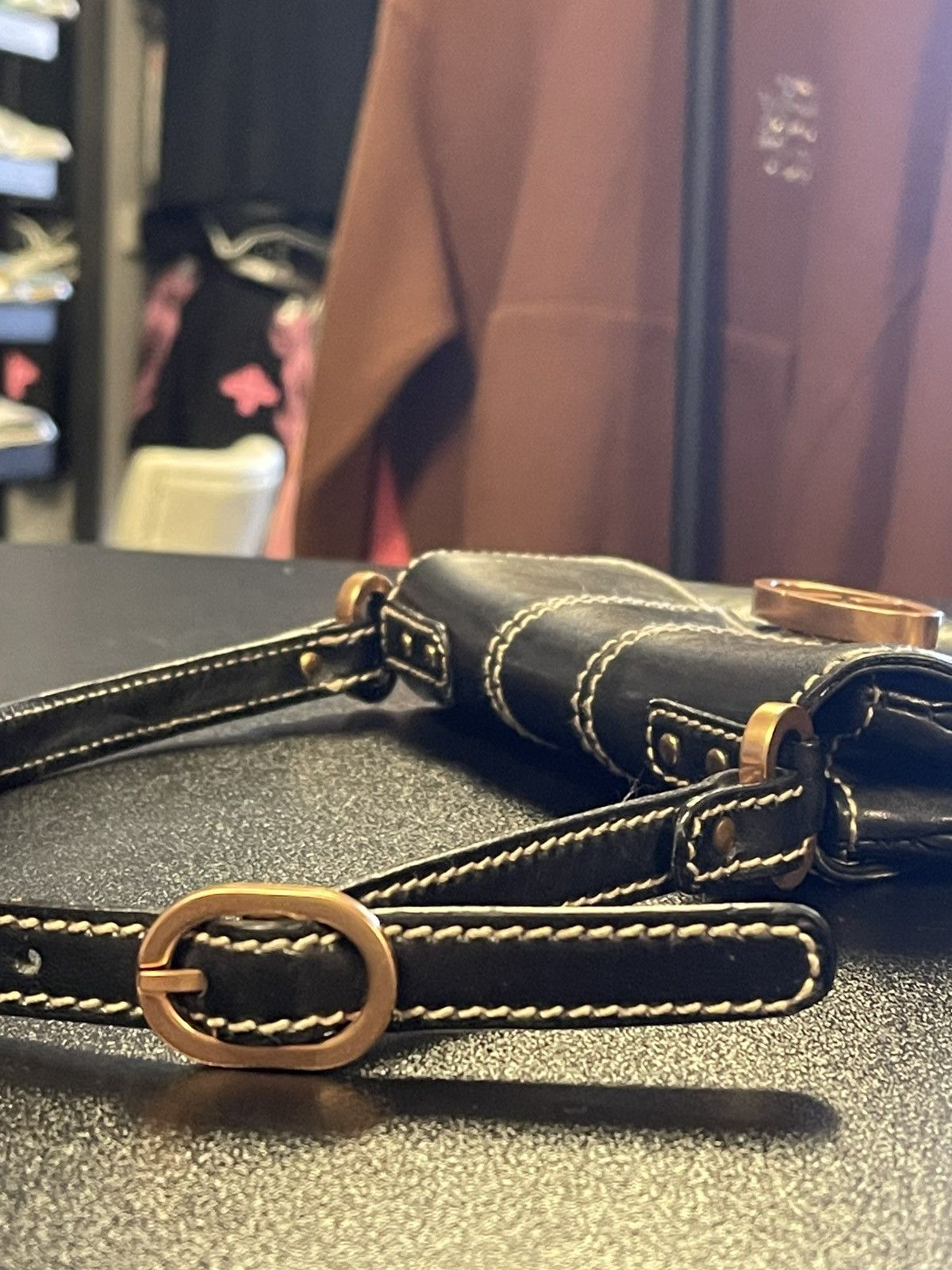 Gucci Vintage Black Leather GG Buckle Detail Shoulder Bag