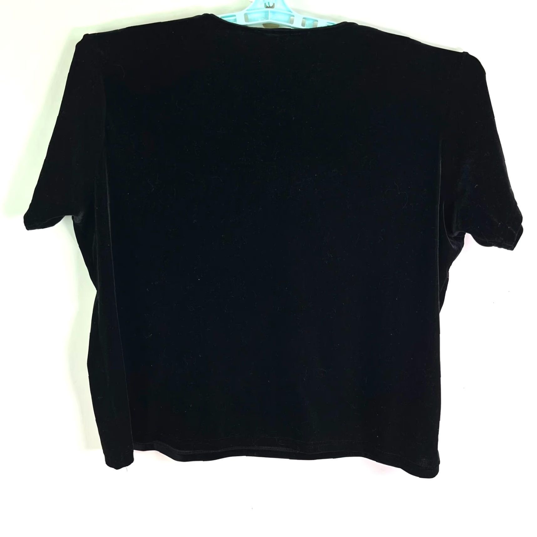 Velvet VINTAGE Velvet Black Velour Top Blouse Womens Size L Short Sleeve Round Neck Pullover Solid Pattern Designer Retro Casual Party/Cocktail Travel Size L / US 10 / IT 46 - 4 Thumbnail