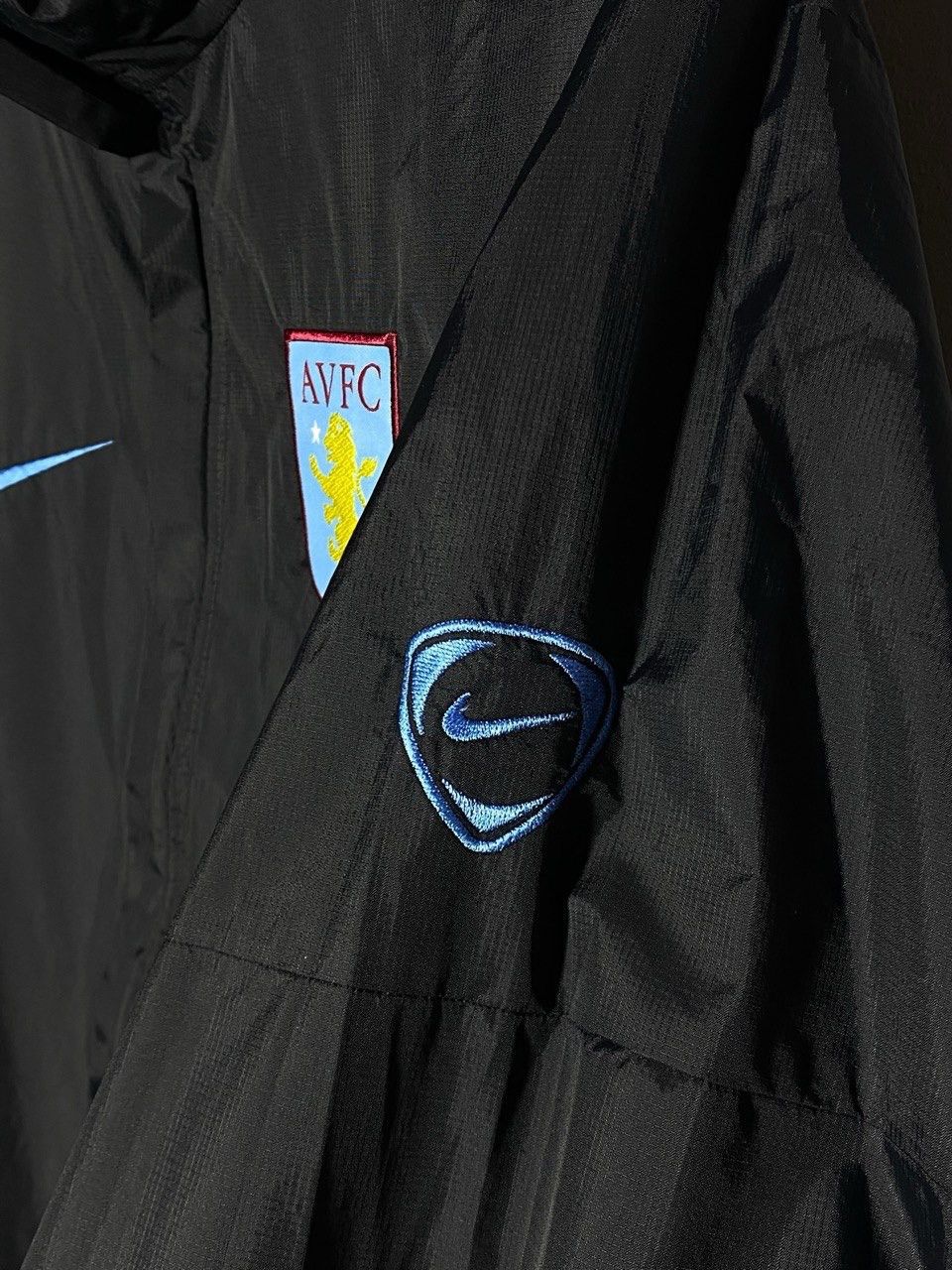 Nike Nike Aston Villa Waterproof Drill Training Jacket Size US M / EU 48-50 / 2 - 6 Thumbnail