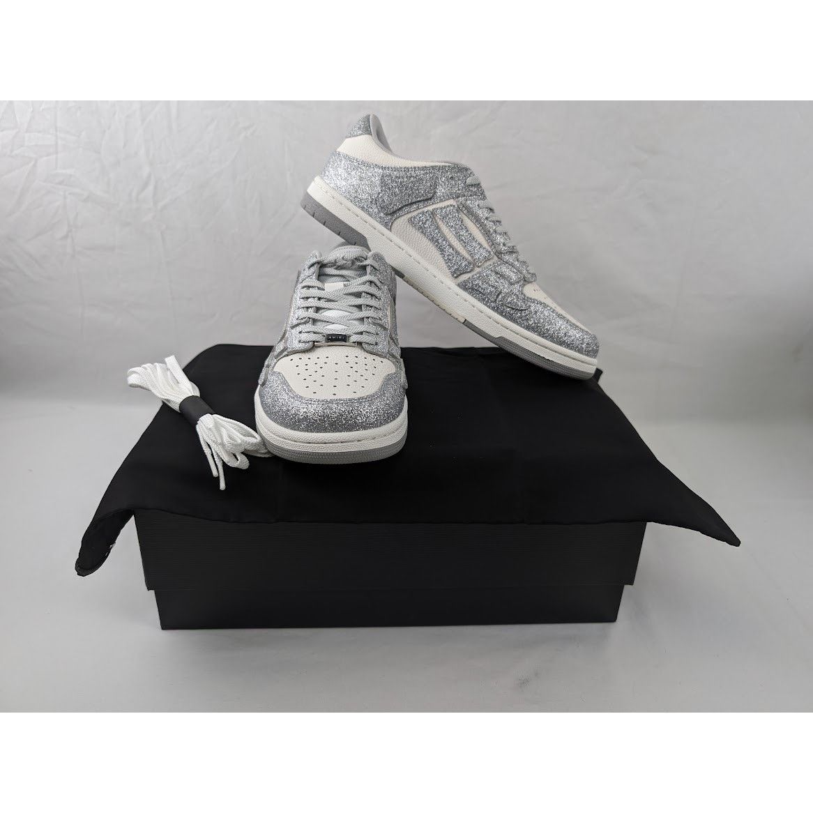 Amiri o1rshd1 Shimmer Skeleton Top Low Sneaker in Silver/White Size US 11 / EU 44 - 17 Thumbnail