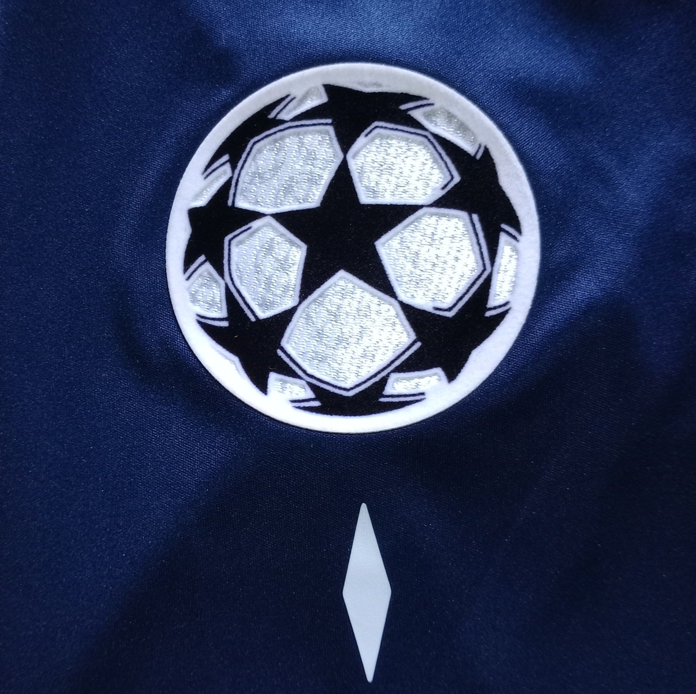 Umbro Olympique Lyon 2009-2010 Third Jersey Miralem Pjanic 8 Size US M / EU 48-50 / 2 - 5 Thumbnail