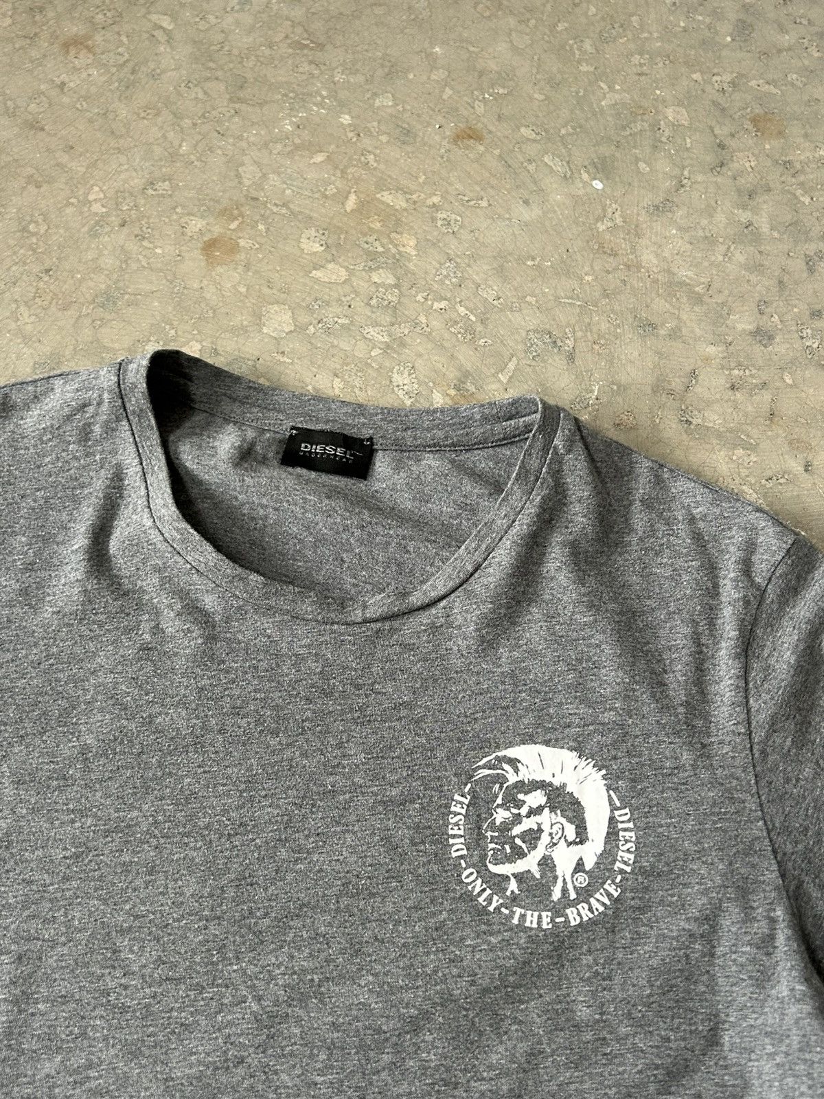 Diesel Vintage Diesel T-Shirt Avant Garde Y2K Size US M / EU 48-50 / 2 - 2 Thumbnail