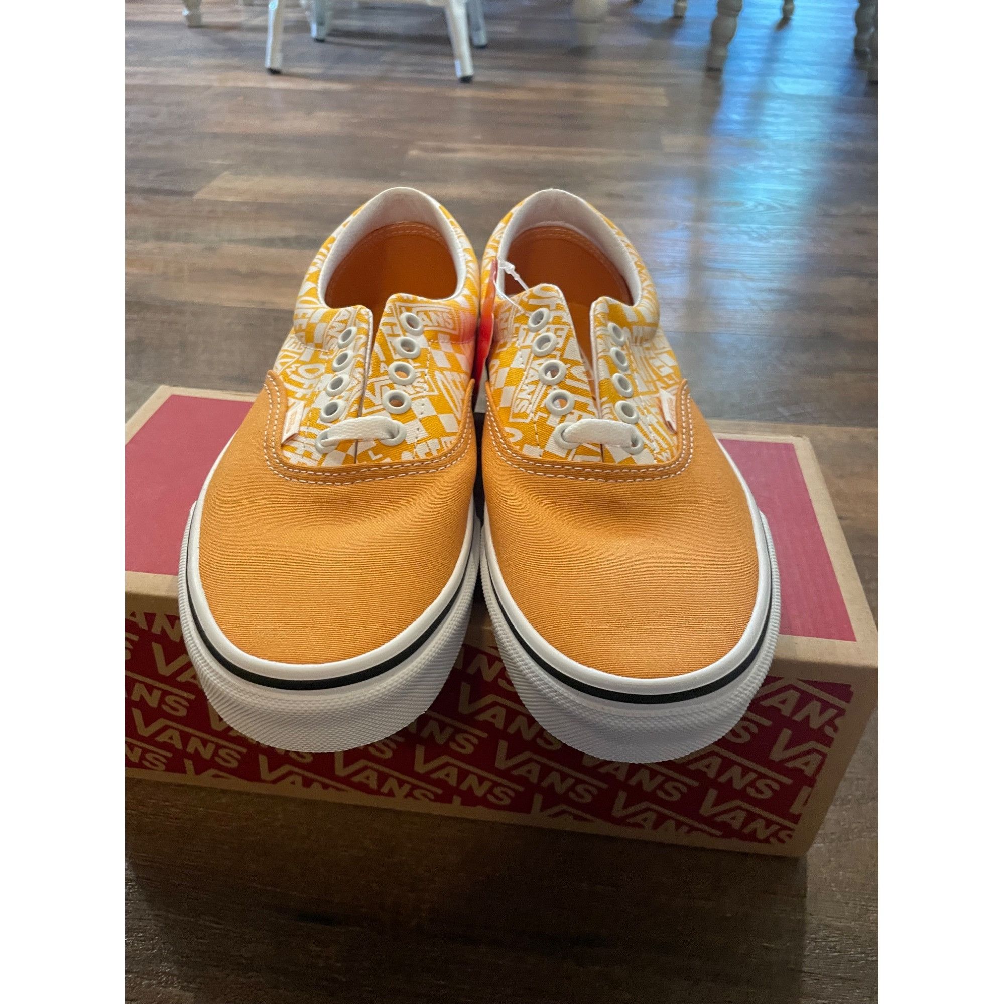 Vans Vans Era Off The Wall Golden Nugget VN0A54F13S61 Men’s 7.5 W Size US 7.5 / EU 40-41 - 6 Thumbnail