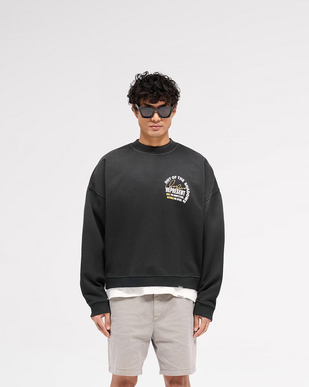 Represent Clo. o1mle1125 Out Of The Shadow Sweater in Black Size US XL / EU 56 / 4 - 3 Thumbnail